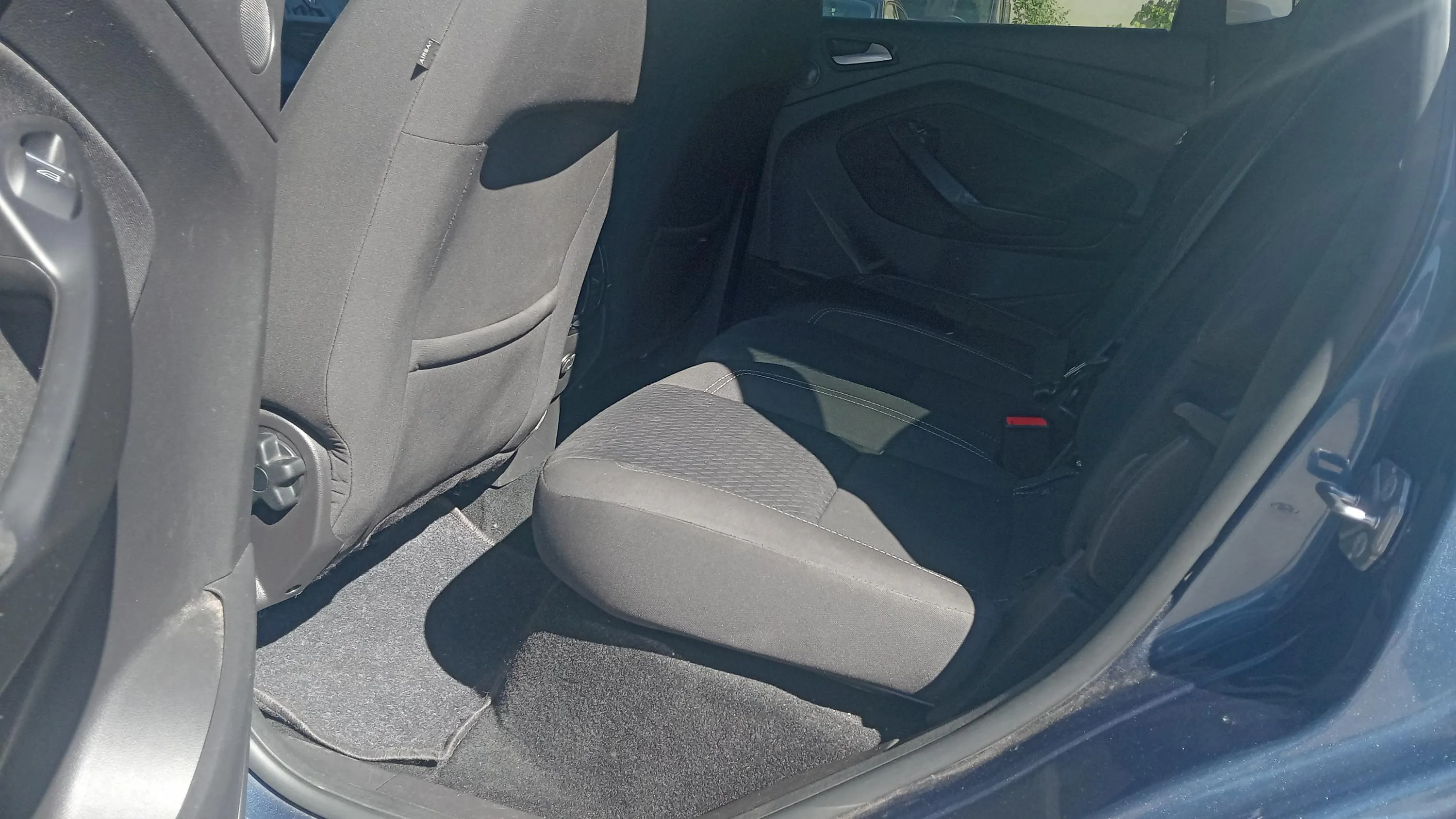 Ford C-Max 1.0 EcoBoost Trend+ - foto 25