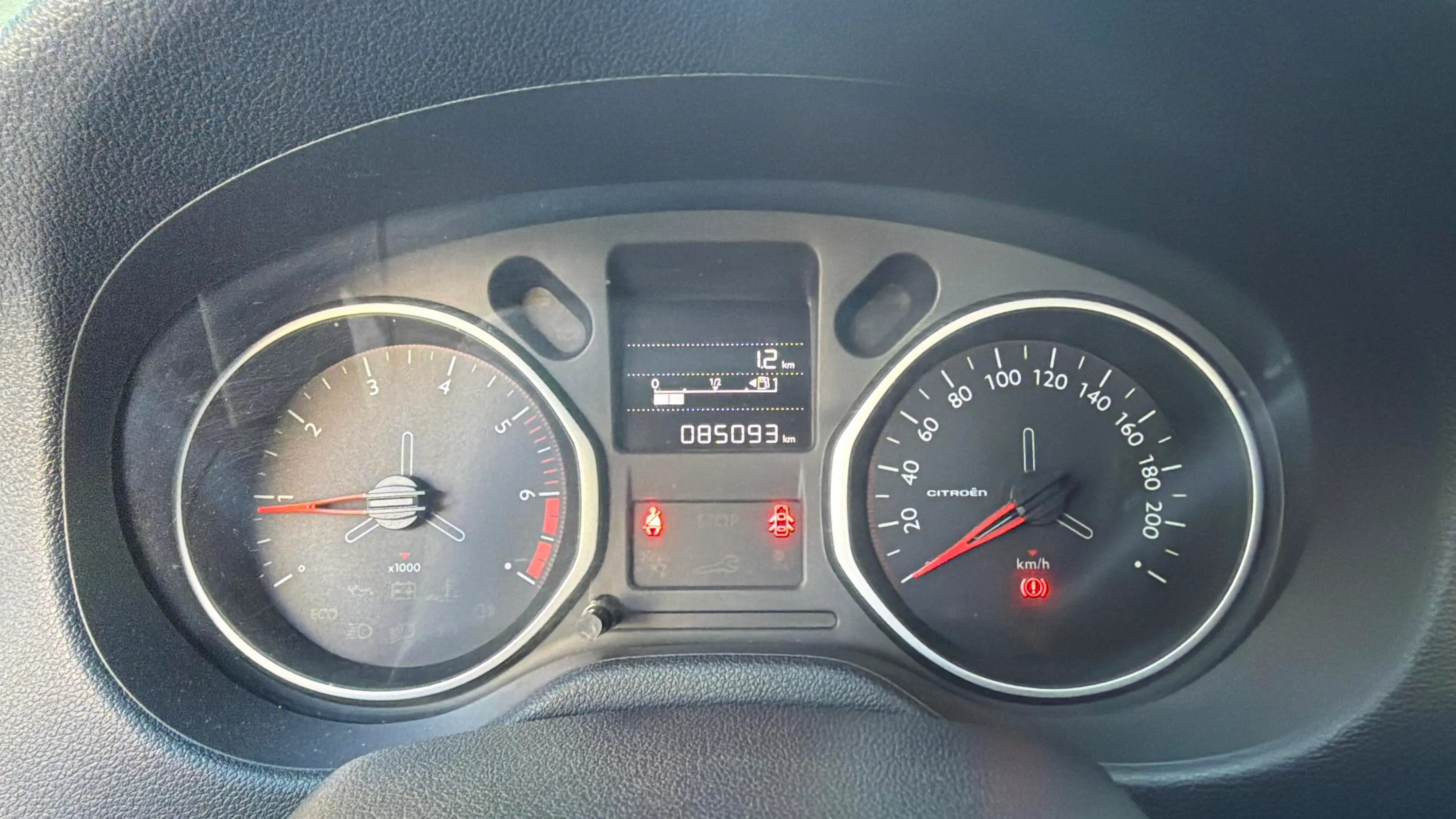 Citroën C-Elysée BlueHDi Shine - foto 12