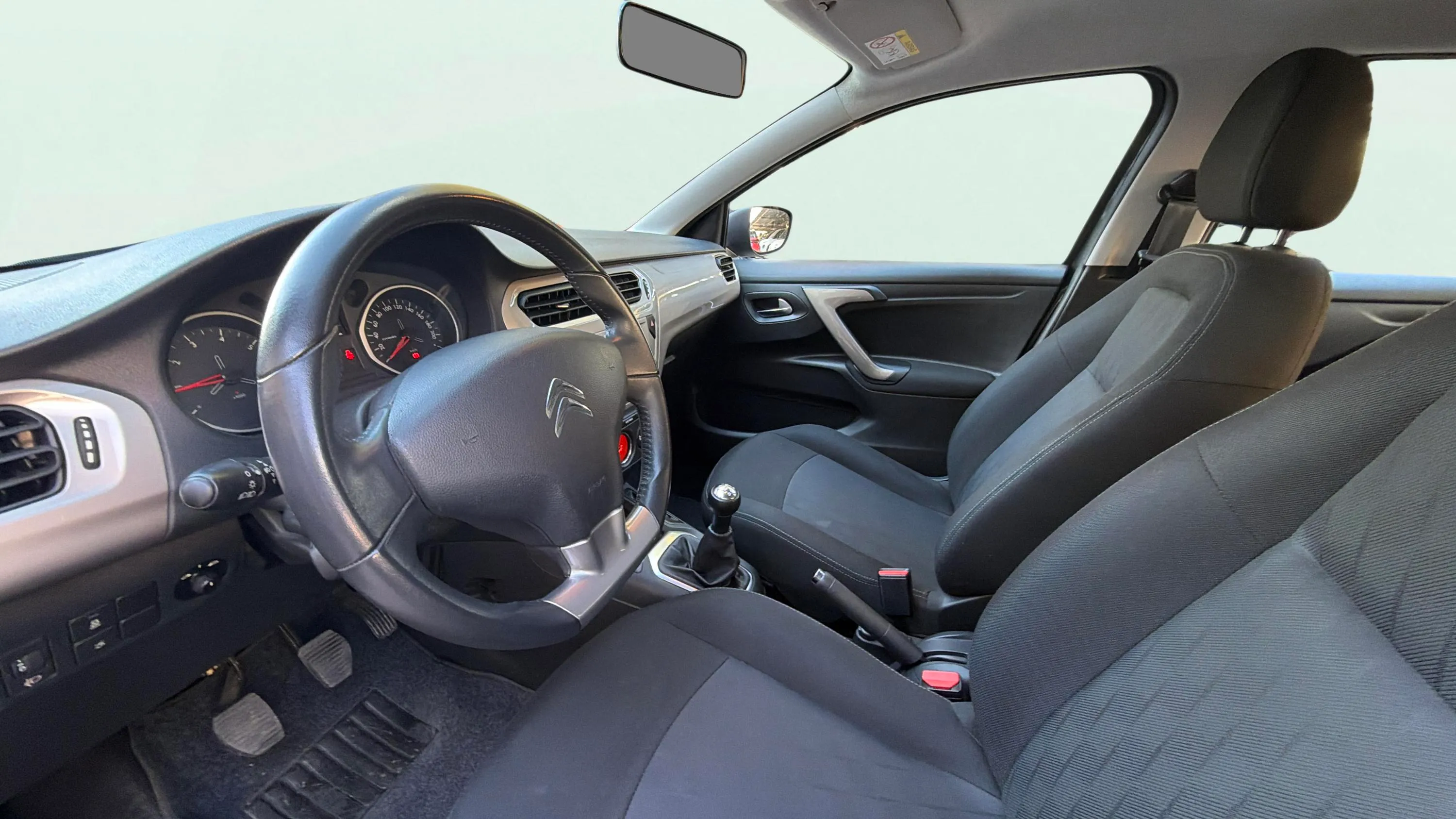 Citroën C-Elysée BlueHDi Shine - foto 13