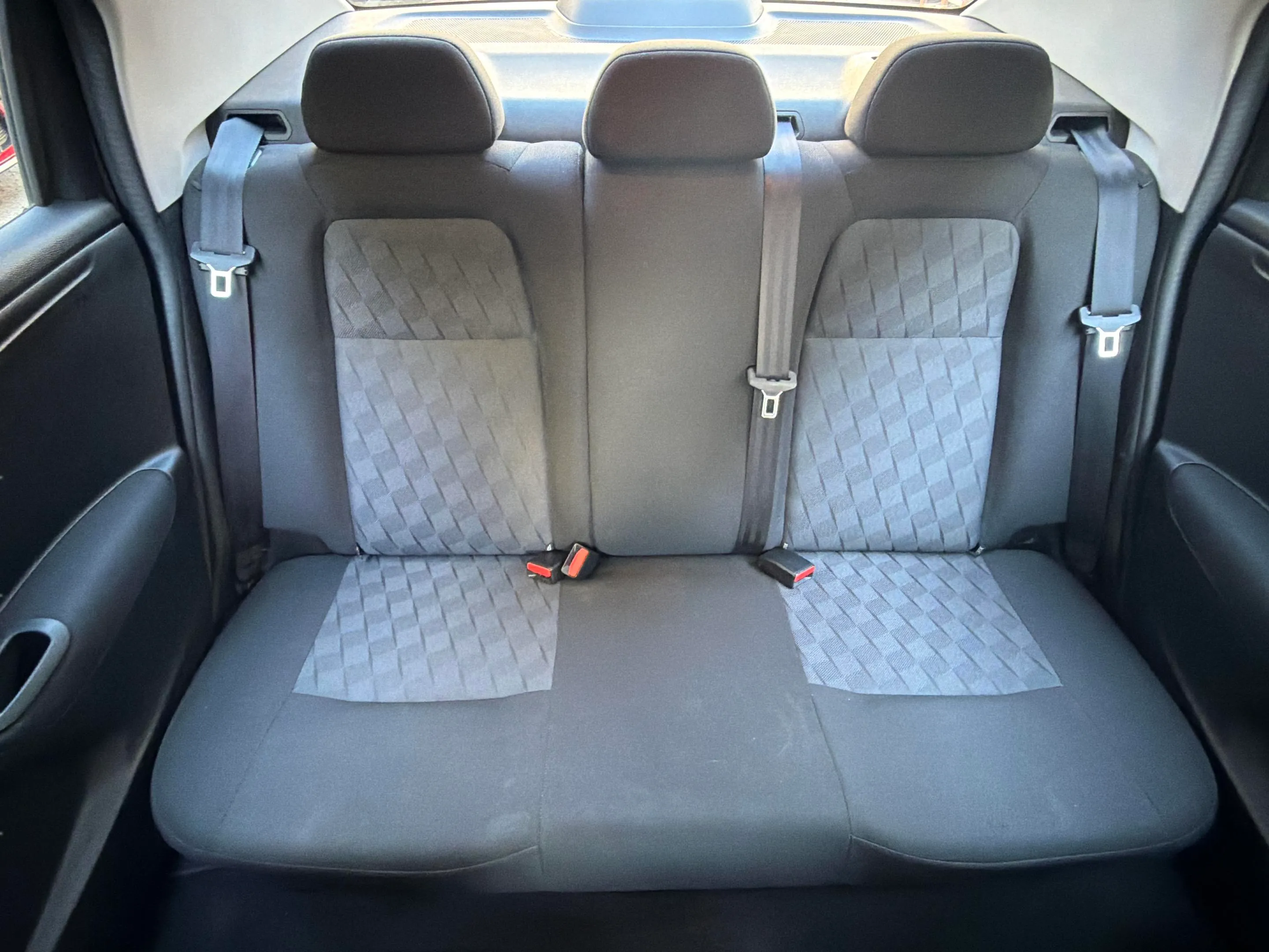 Citroën C-Elysée BlueHDi Shine - foto 15