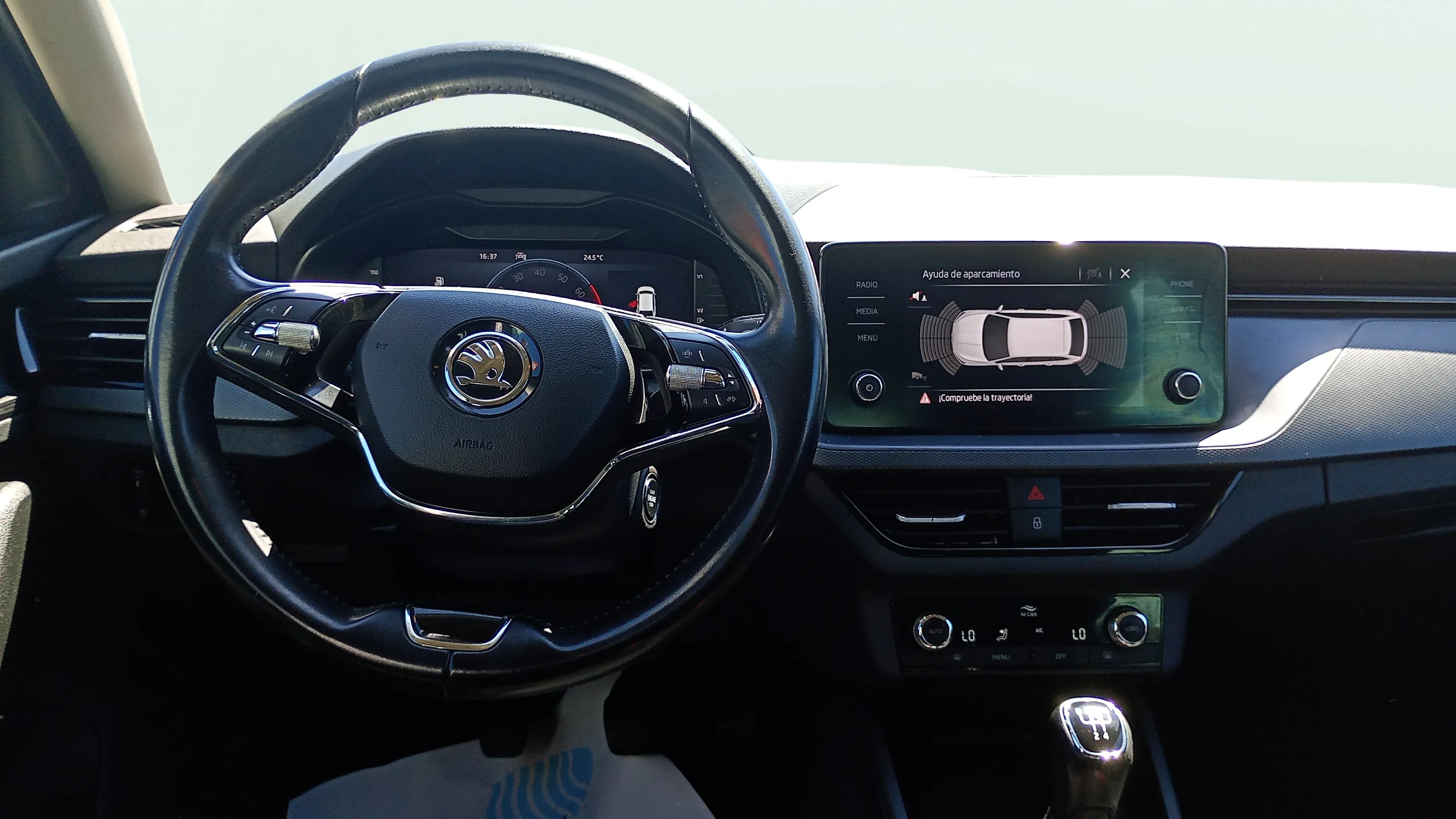Škoda Scala 1.0 TSI Ambition - foto 10