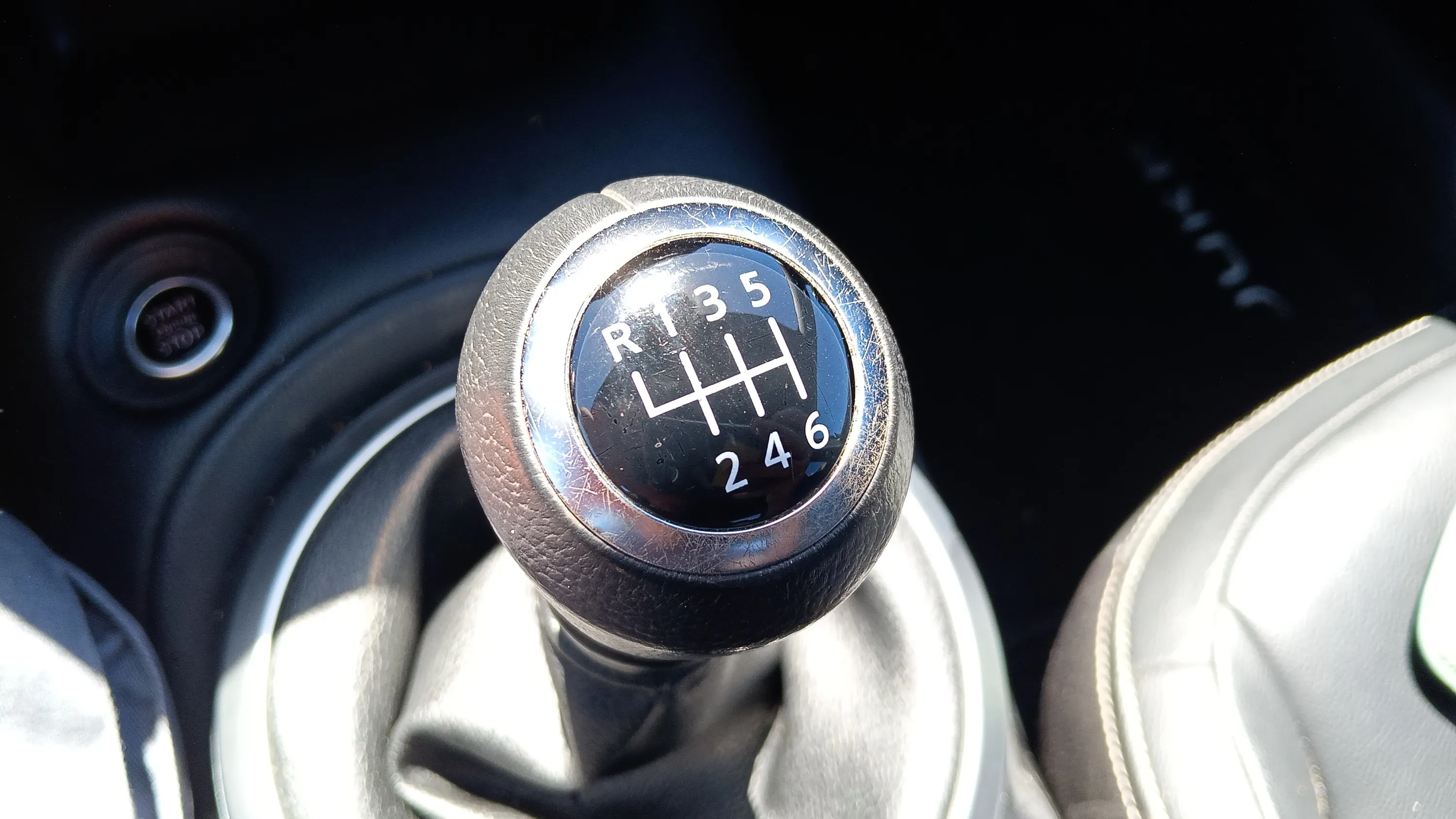 Nissan Juke DIG-T Tekna - foto 20