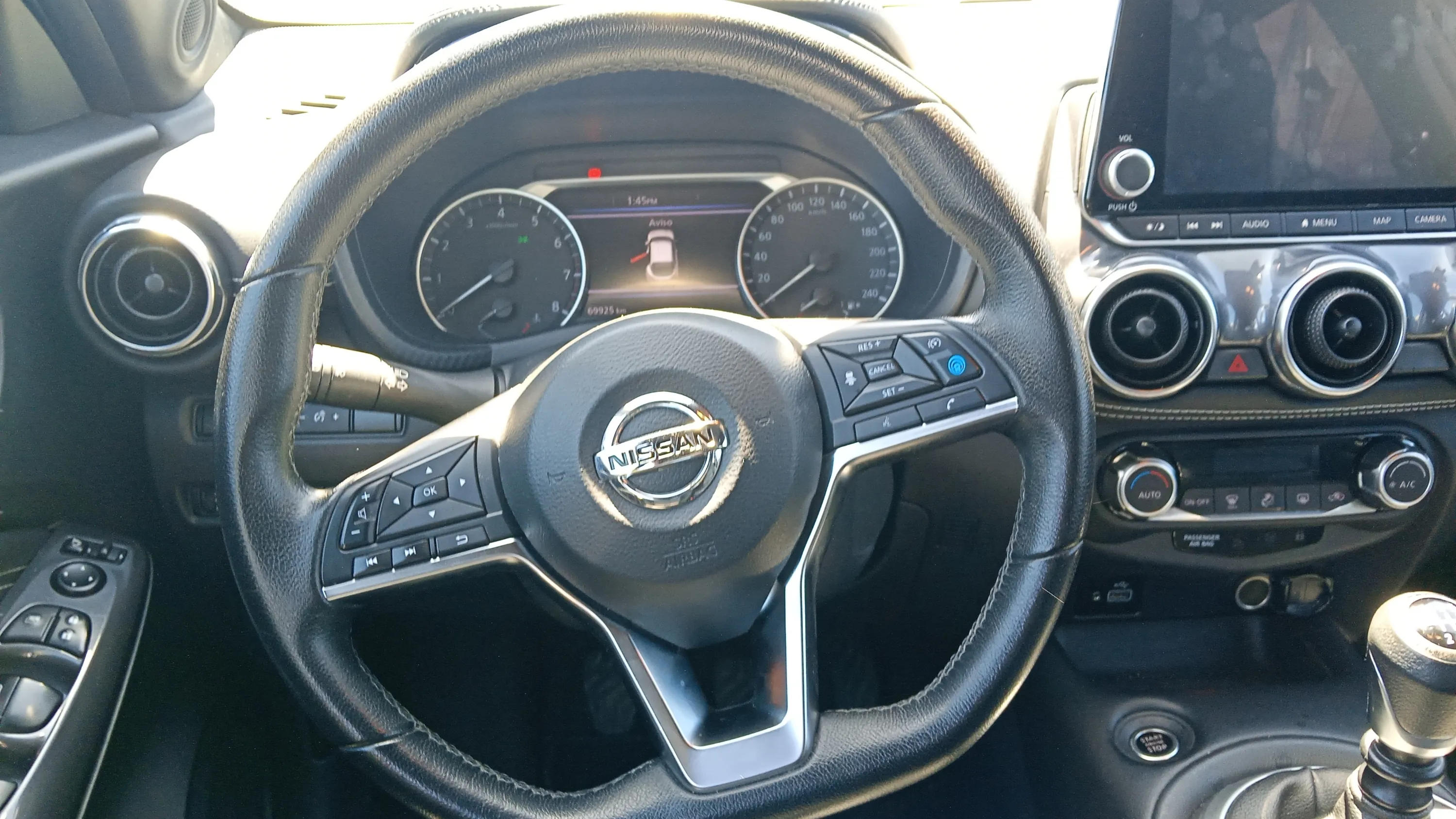 Nissan Juke DIG-T Tekna - foto 12