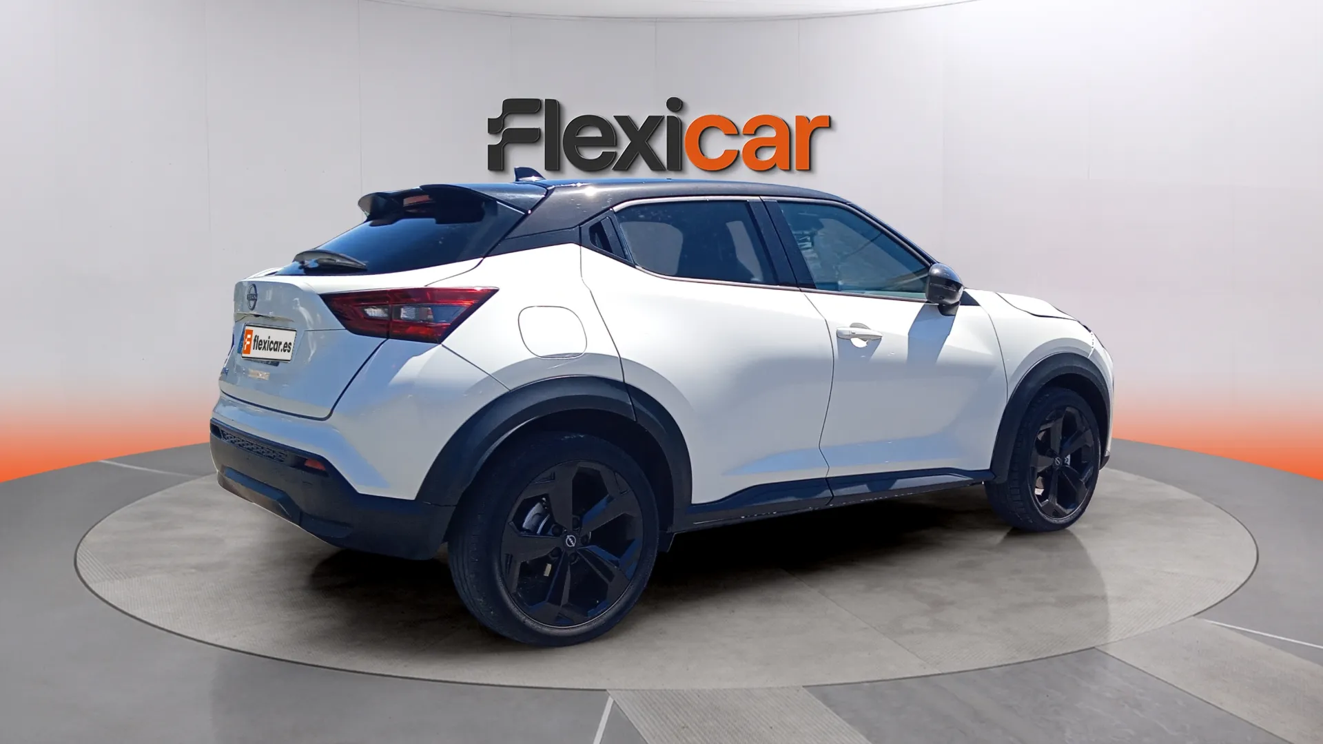 Nissan Juke DIG-T Tekna - foto 8