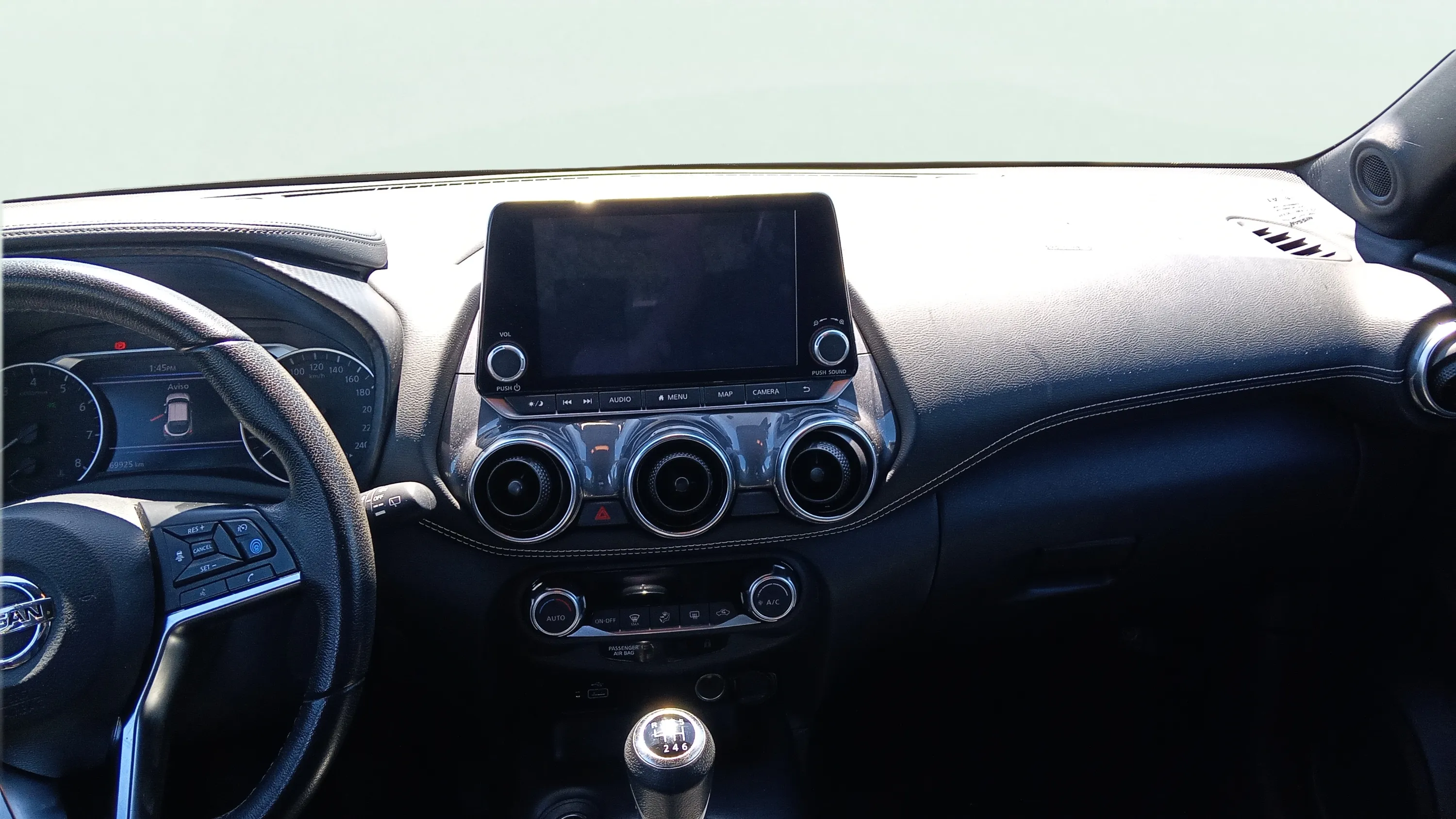 Nissan Juke DIG-T Tekna - foto 11
