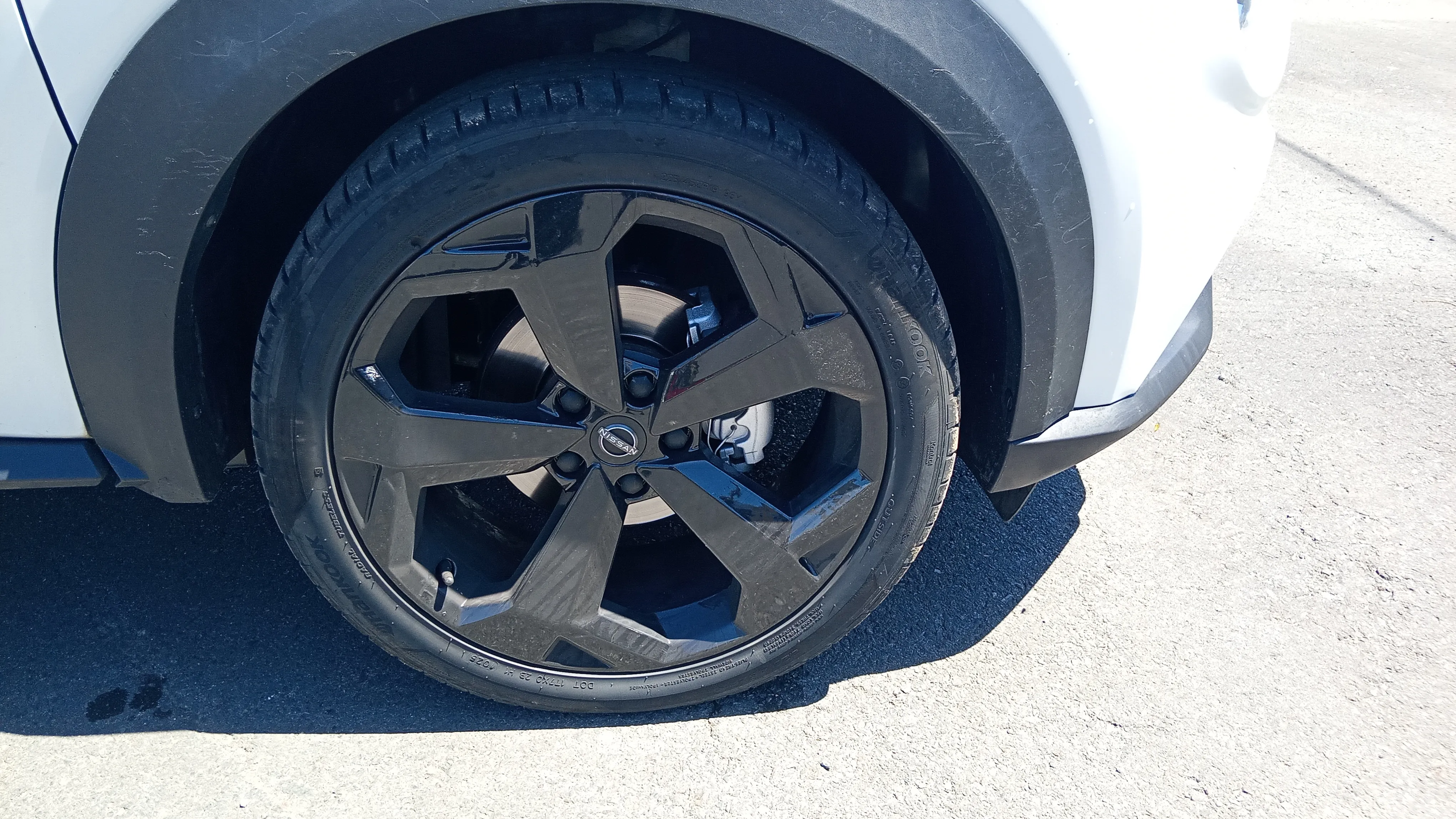 Nissan Juke DIG-T Tekna - foto 24