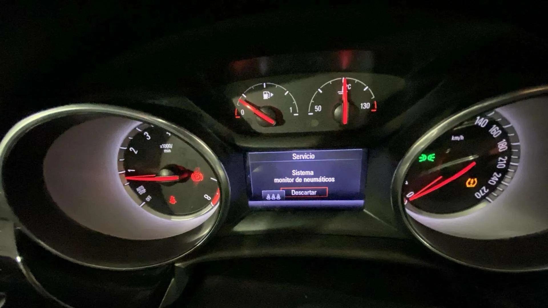 Opel Astra 1.4 Turbo Elegance - foto 9
