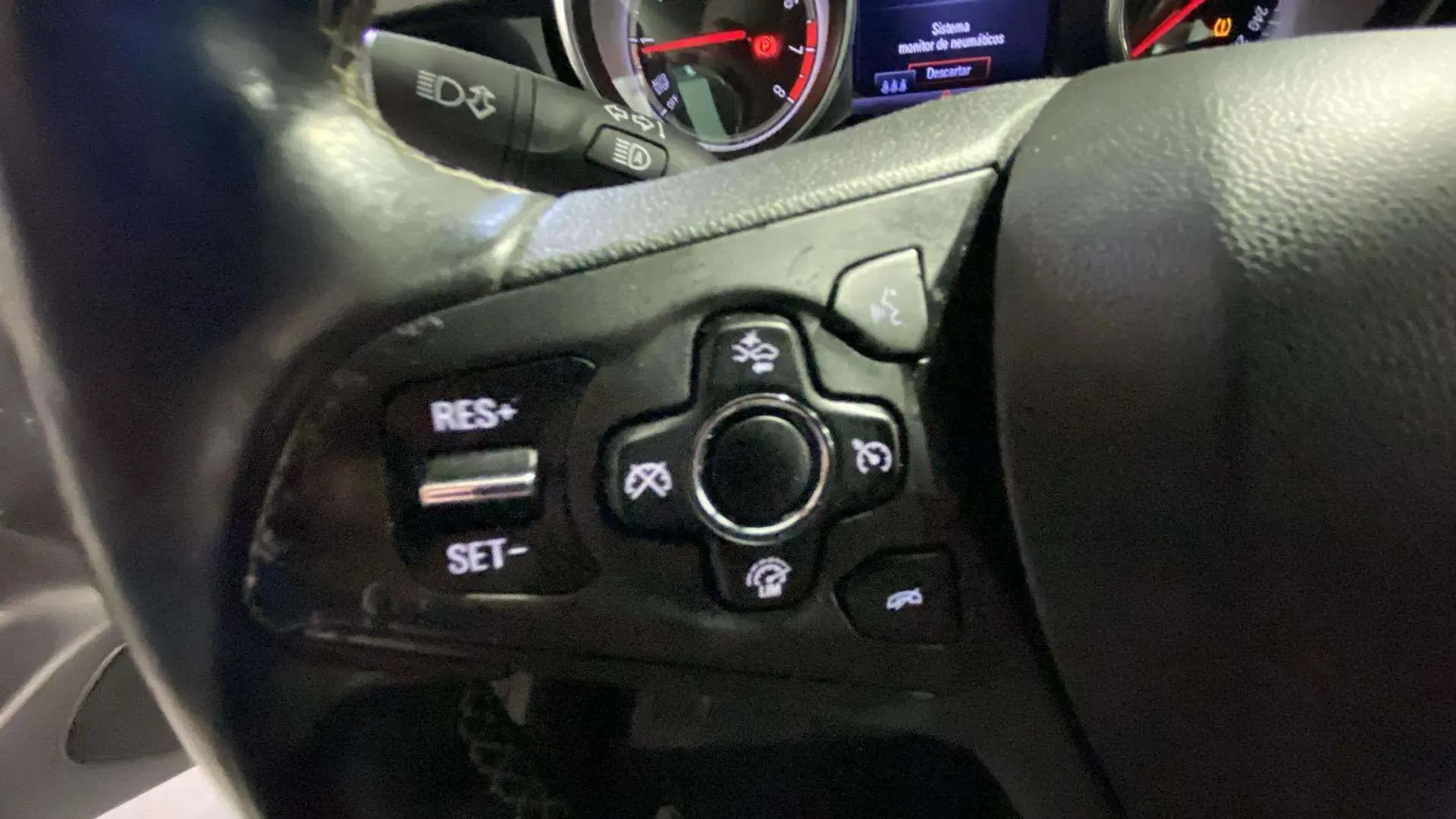 Opel Astra 1.4 Turbo Elegance - foto 17