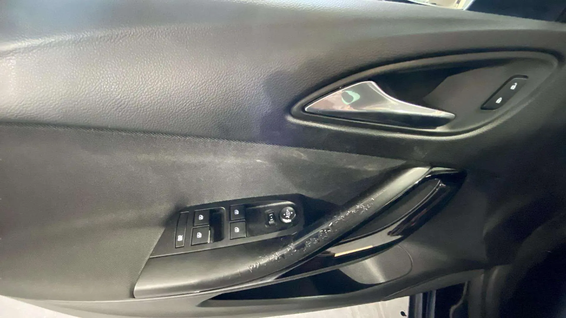 Opel Astra 1.4 Turbo Elegance - foto 19