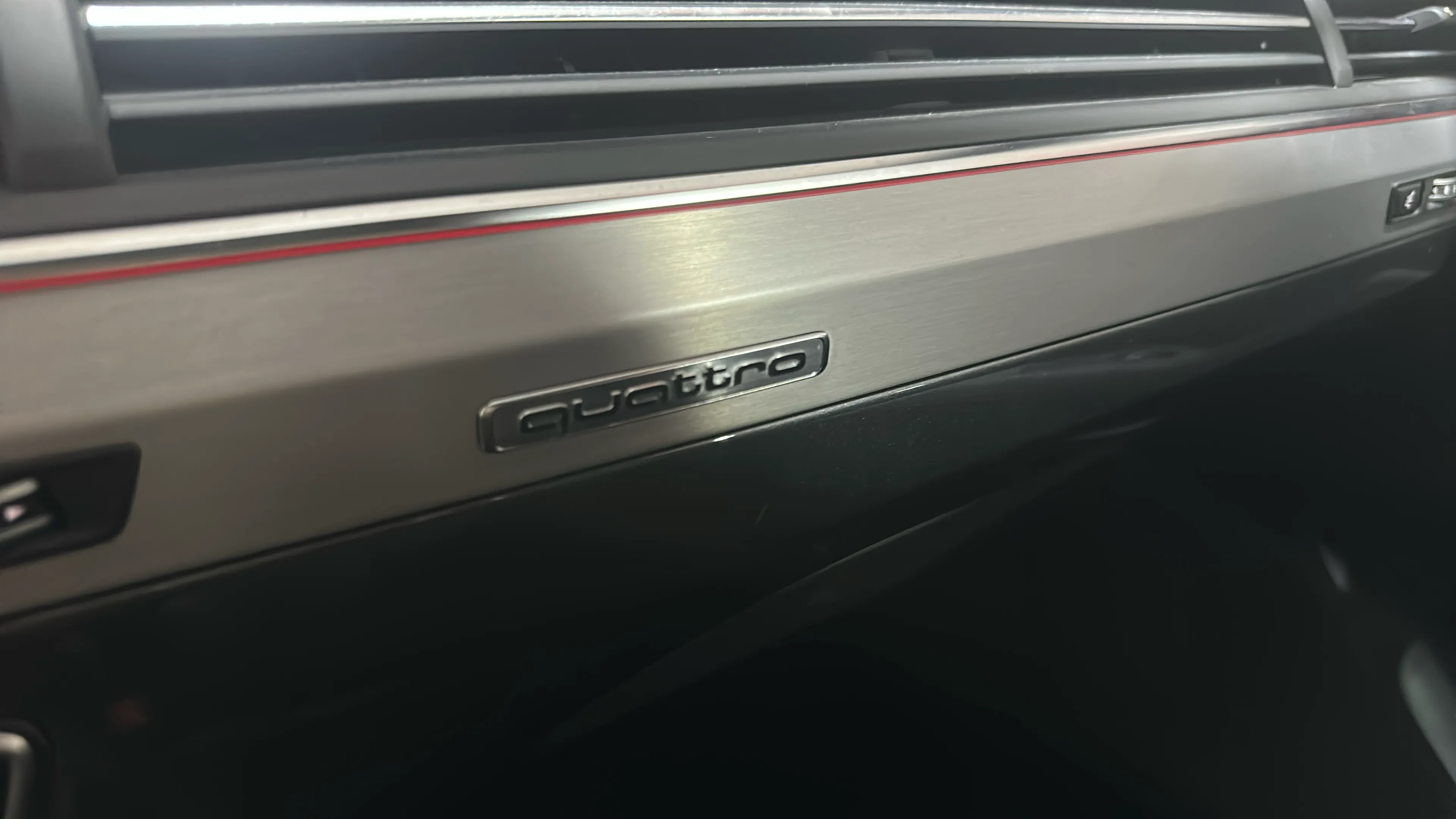 Audi Q7 3.0 TDI quattro tiptronic - foto 23