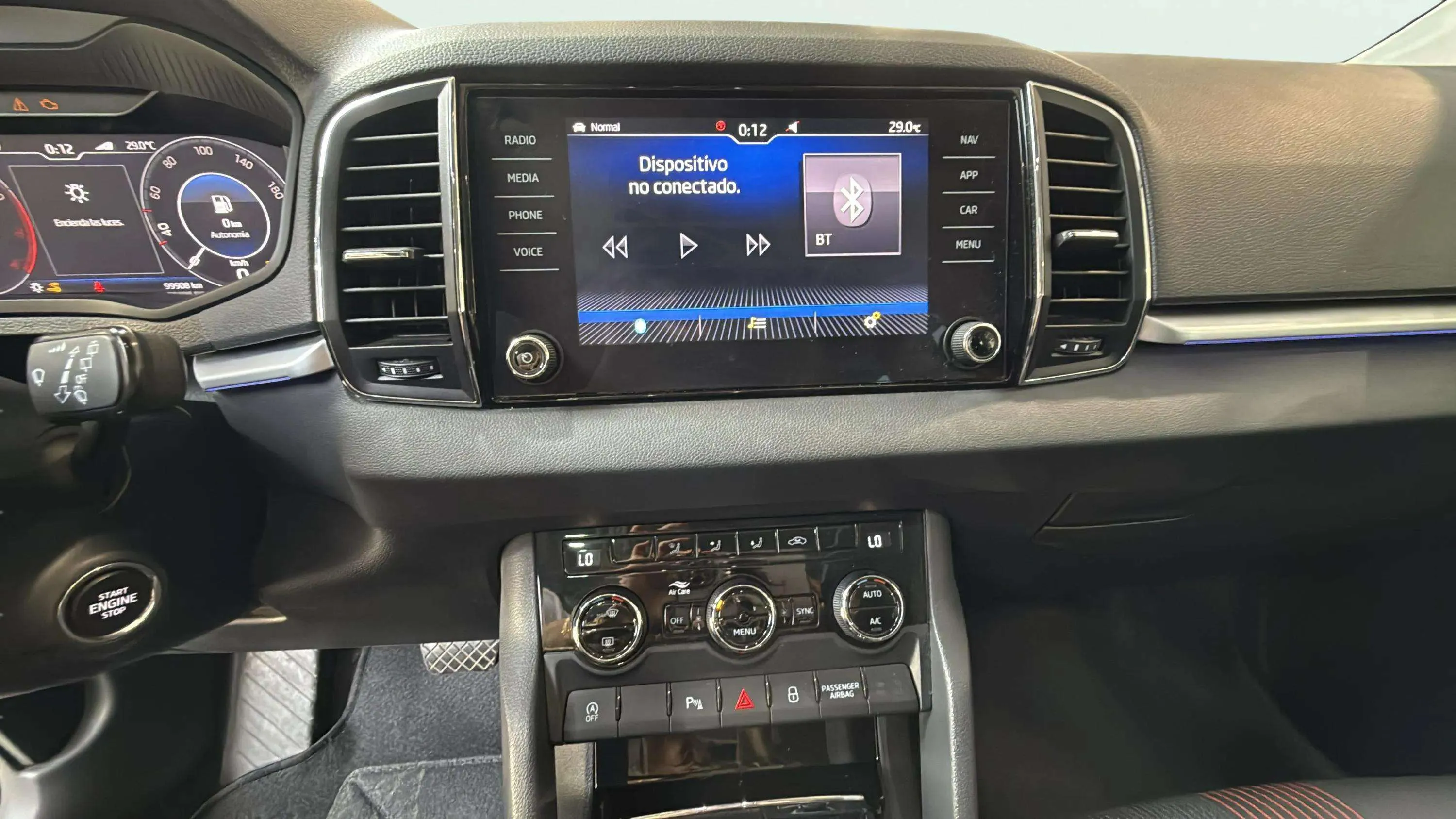 Škoda Karoq 1.5 TSI DSG ACT Ambition - foto 11