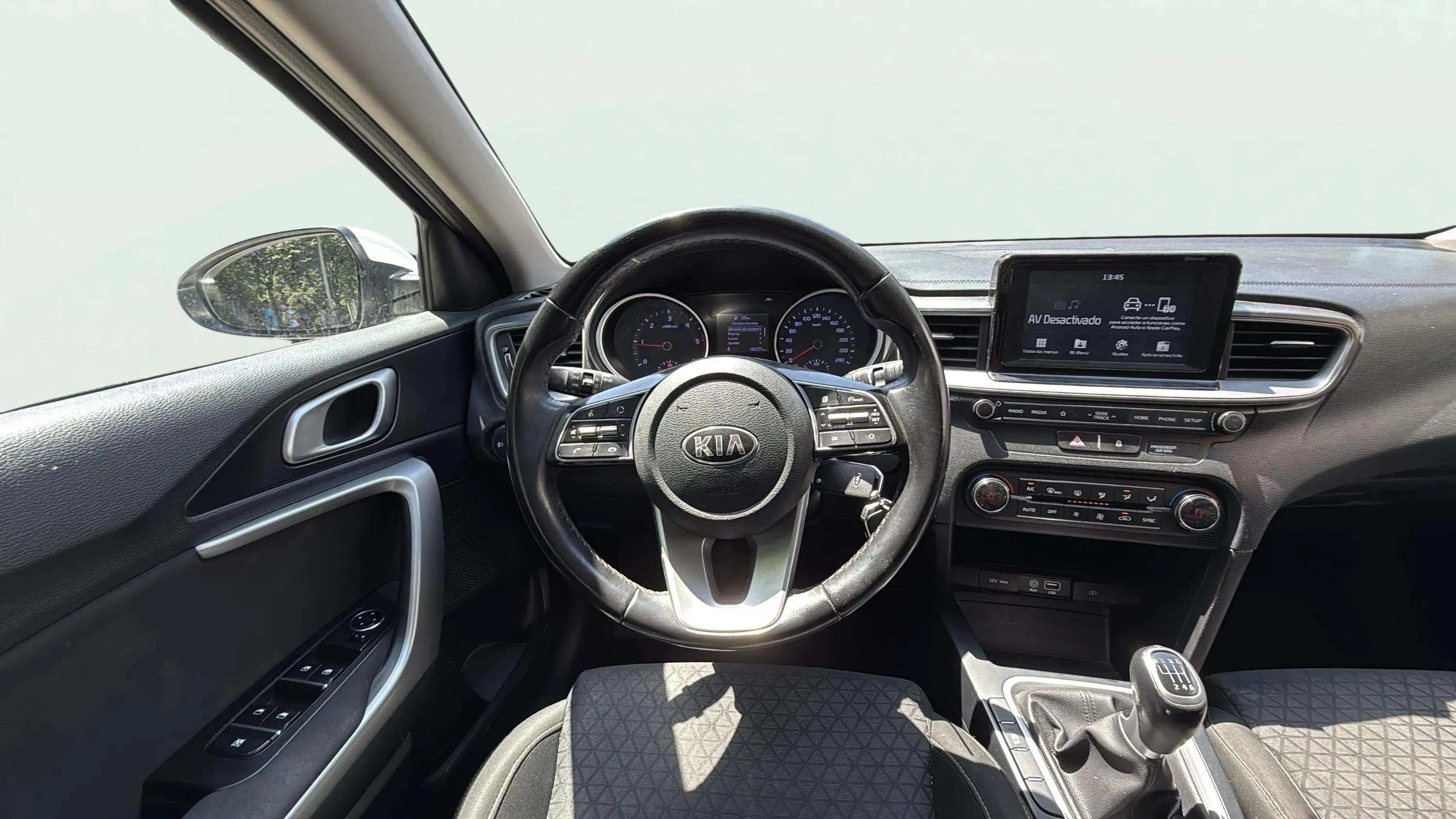 Kia Ceed 1.6 CRDi Business - foto 9
