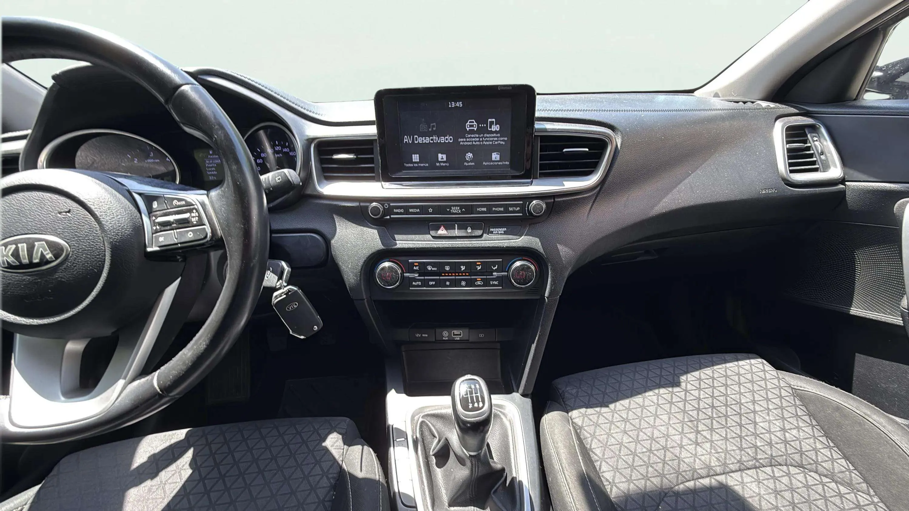 Kia Ceed 1.6 CRDi Business - foto 11