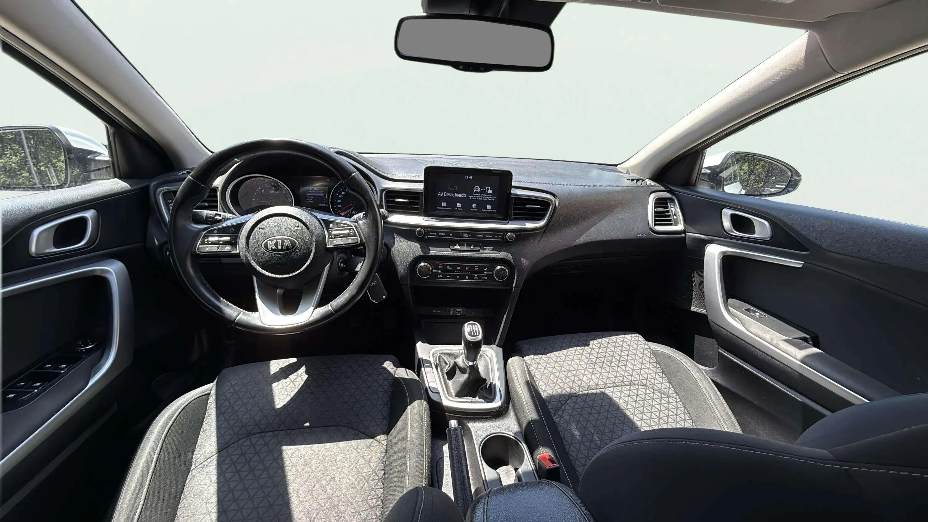 Kia Ceed 1.6 CRDi Business - foto 8