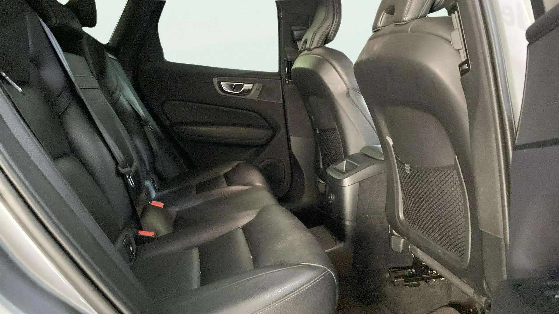 Volvo XC60 2.0 T6 AWD Recharge Inscription - foto 9