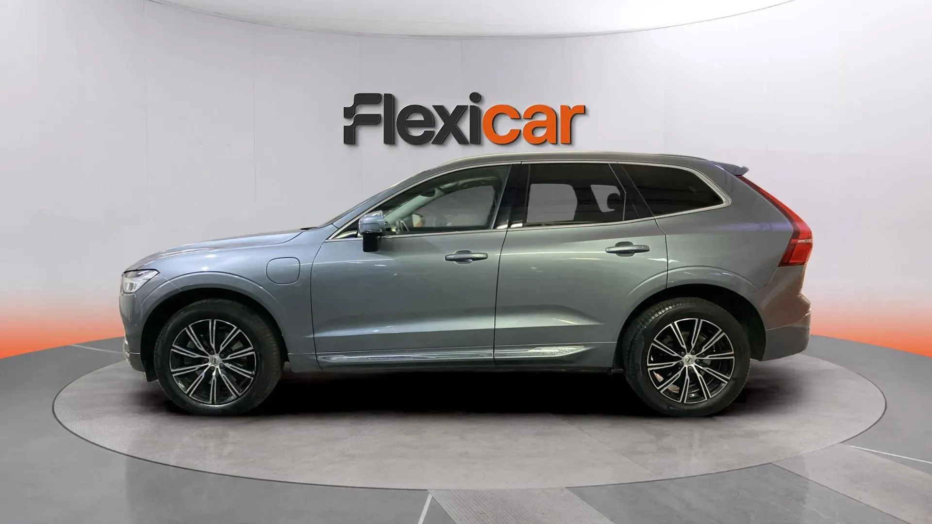 Volvo XC60 2.0 T6 AWD Recharge Inscription - foto 2