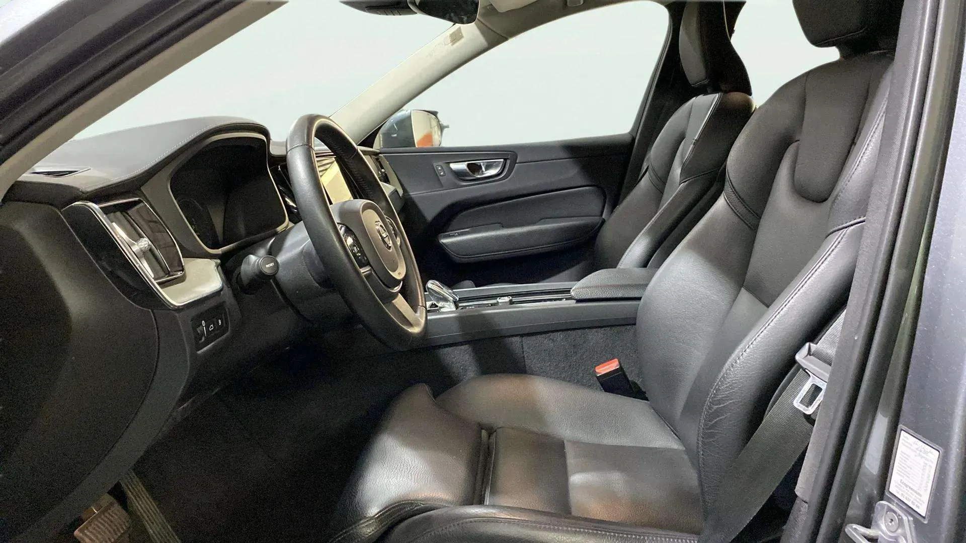 Volvo XC60 2.0 T6 AWD Recharge Inscription - foto 6