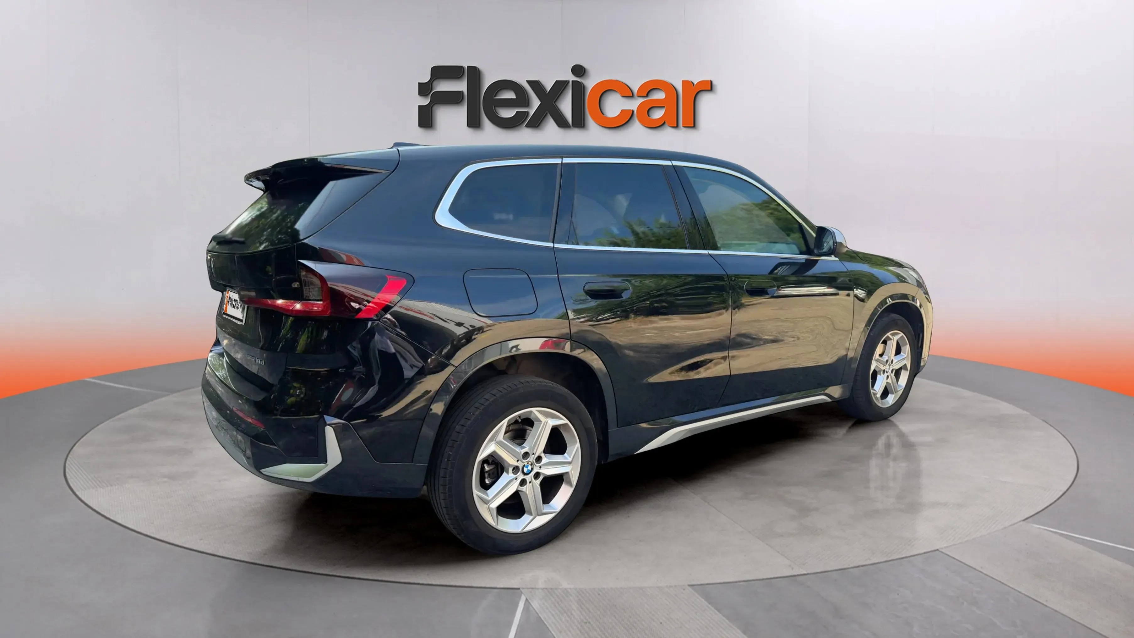 BMW X1 sDrive18d - foto 7