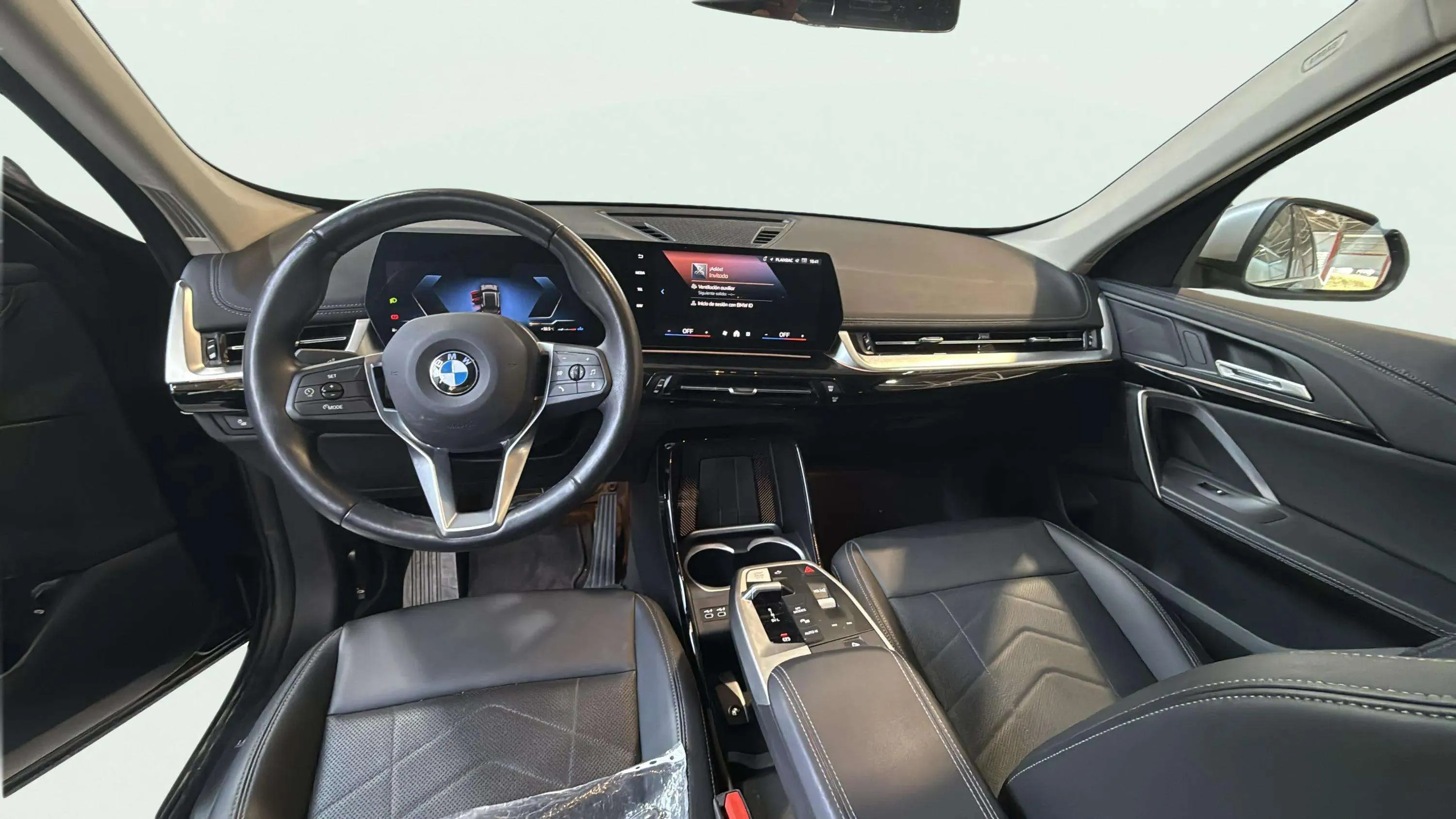 BMW X1 sDrive18d - foto 11