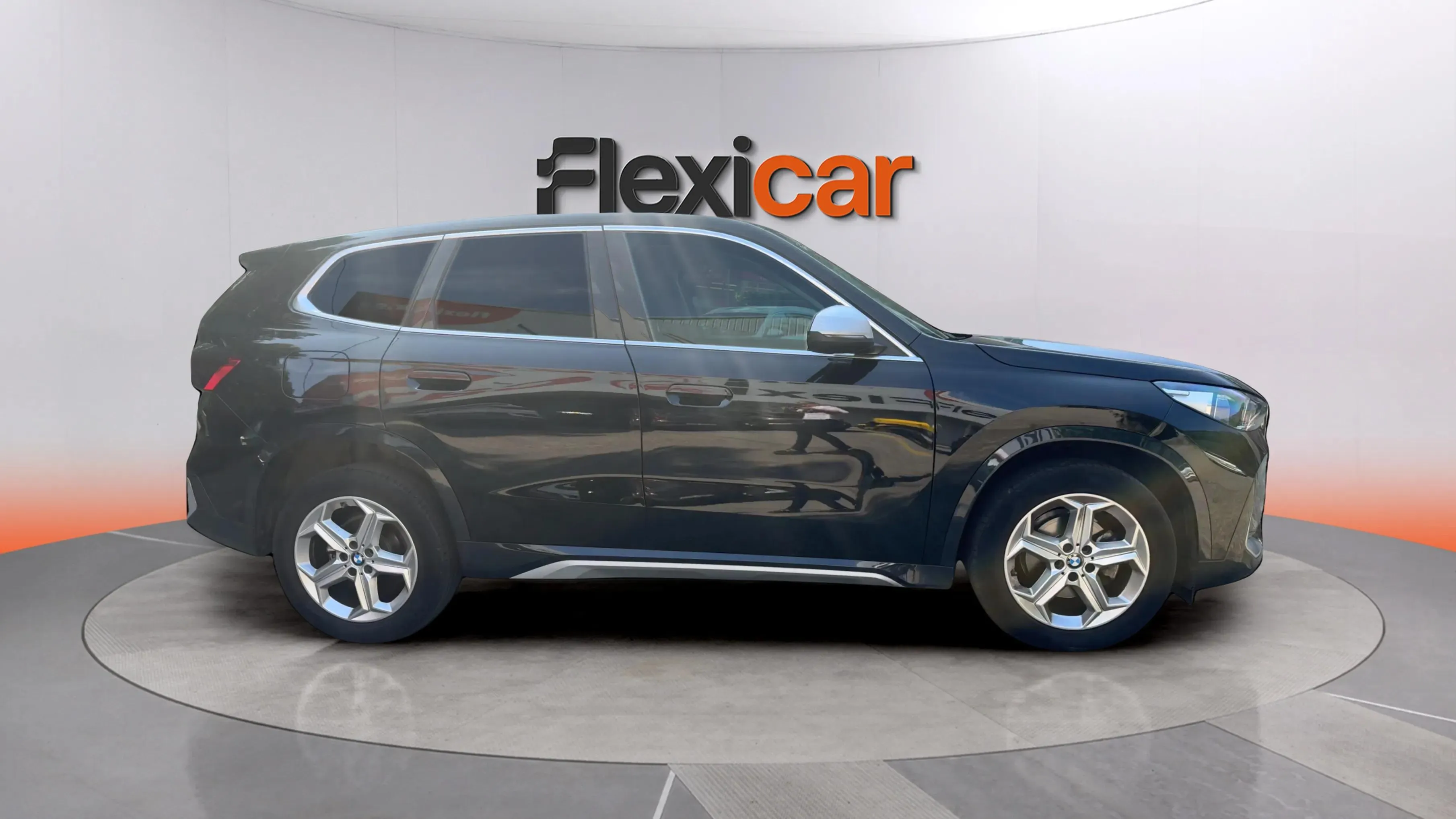 BMW X1 sDrive18d - foto 8