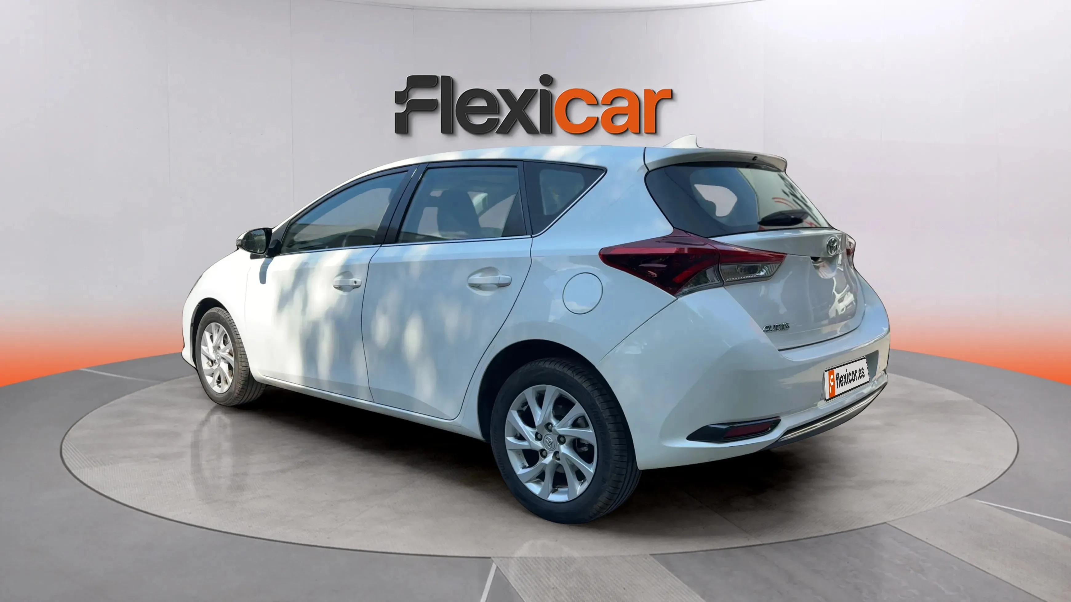 Toyota Auris 1.2 120T Active - foto 5