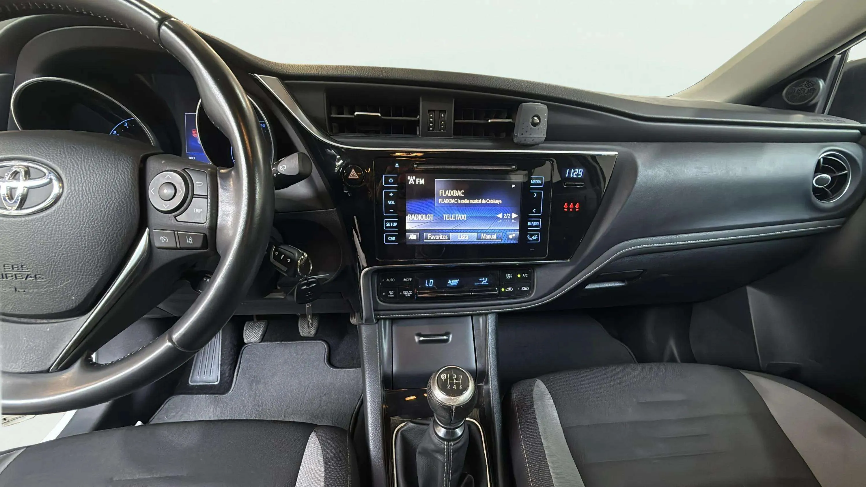 Toyota Auris 1.2 120T Active - foto 11