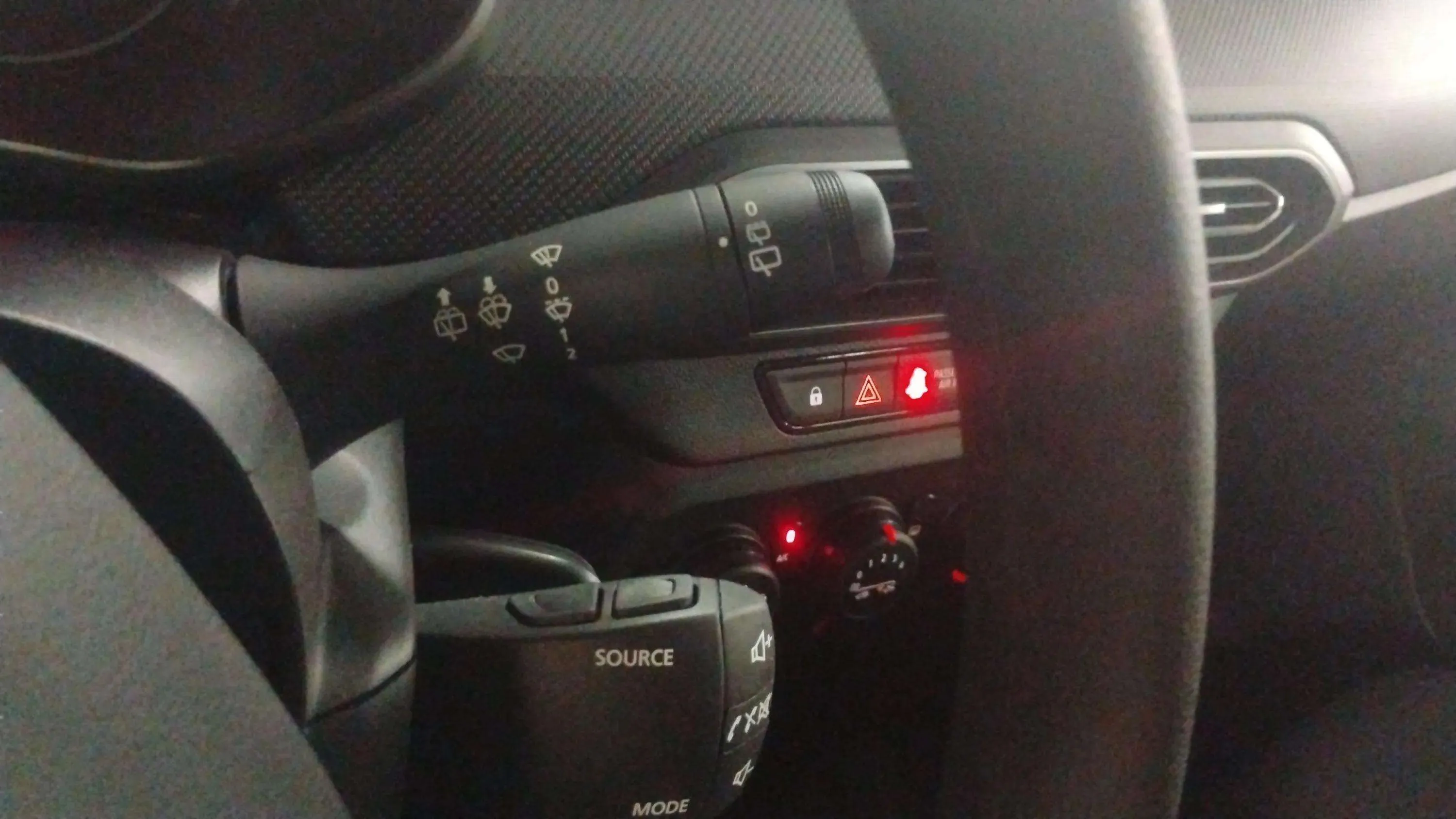 Dacia Sandero Essential ECO-G - foto 23