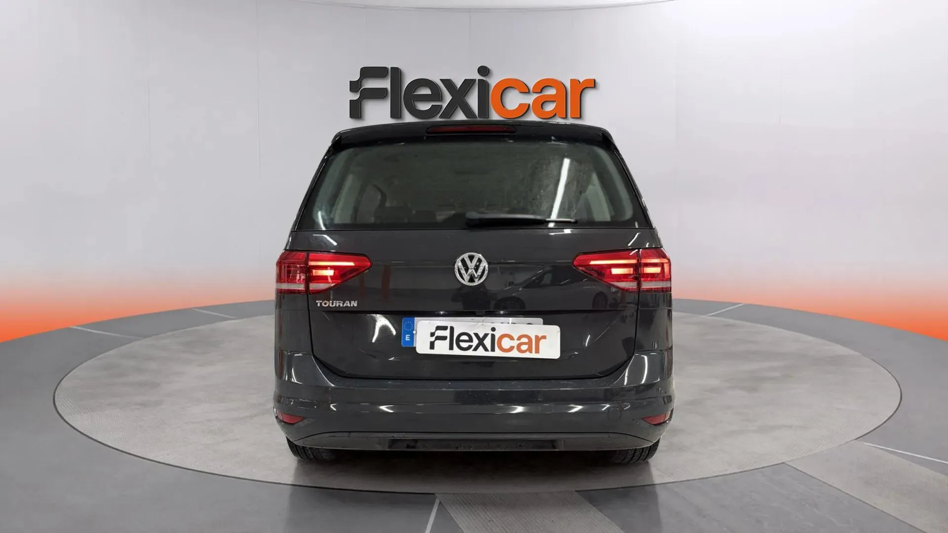 Volkswagen Touran Business Navi 1.6 TDI - foto 6