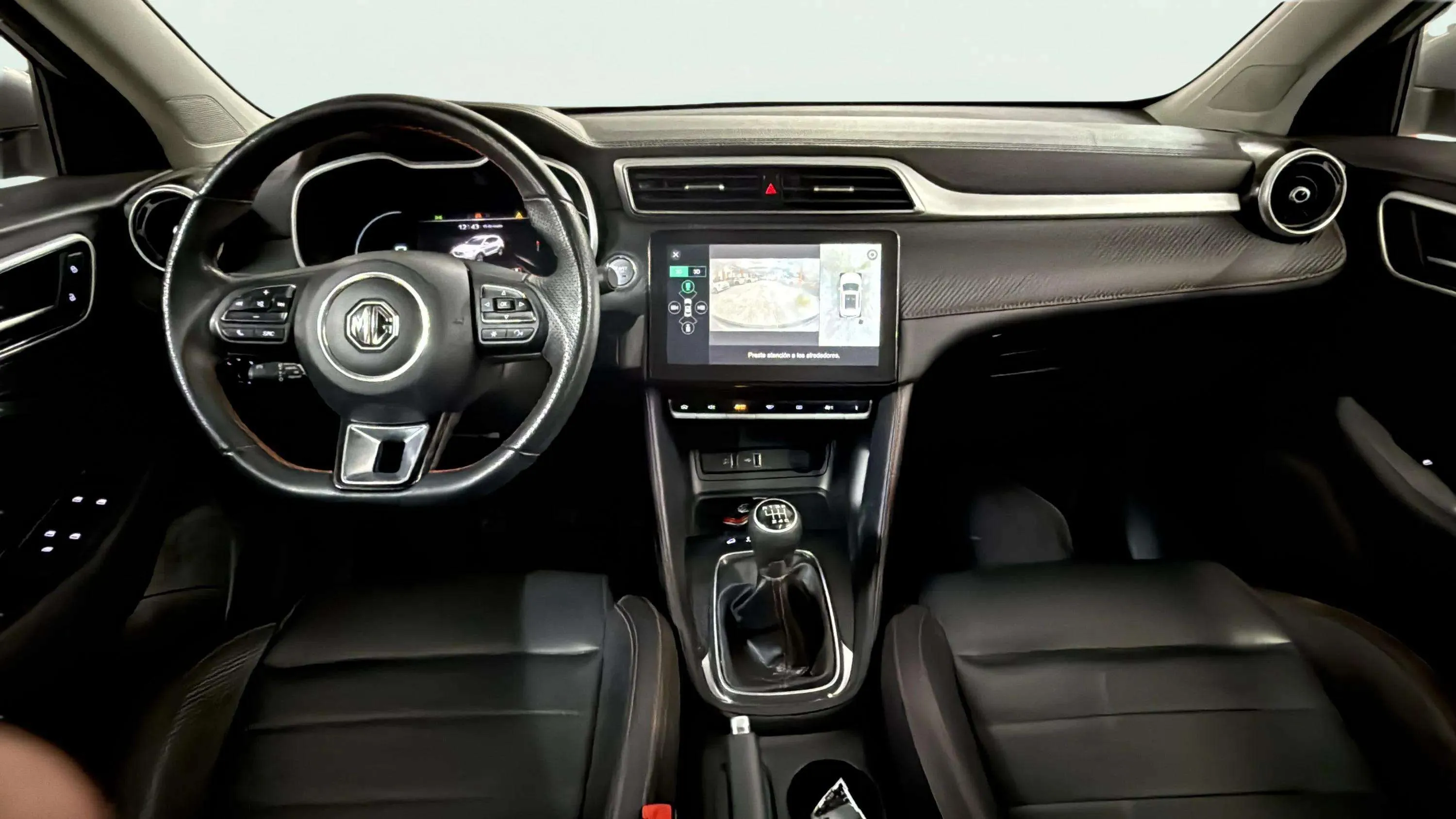 MG ZS 1.0T Luxury - foto 8