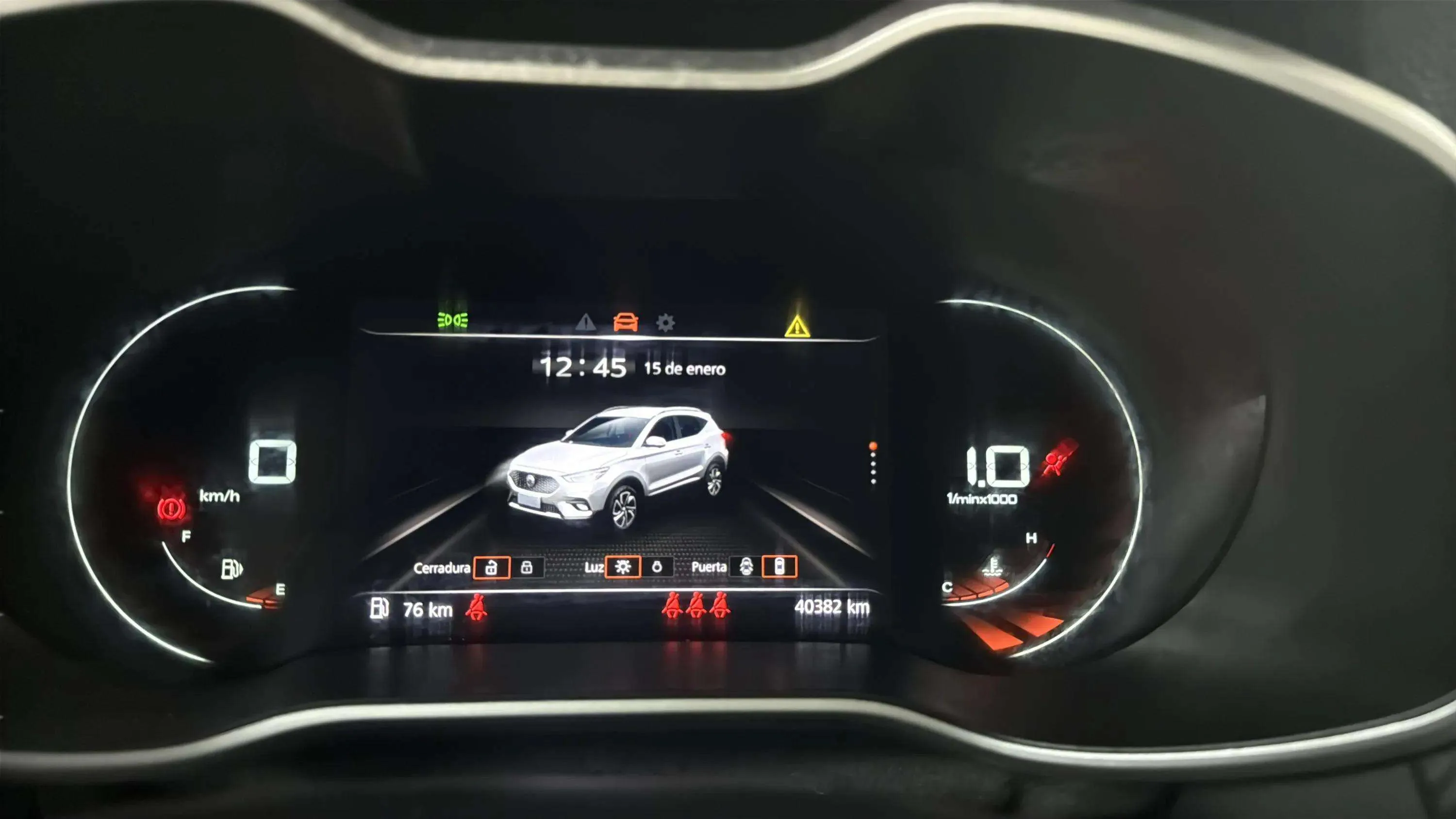 MG ZS 1.0T Luxury - foto 11