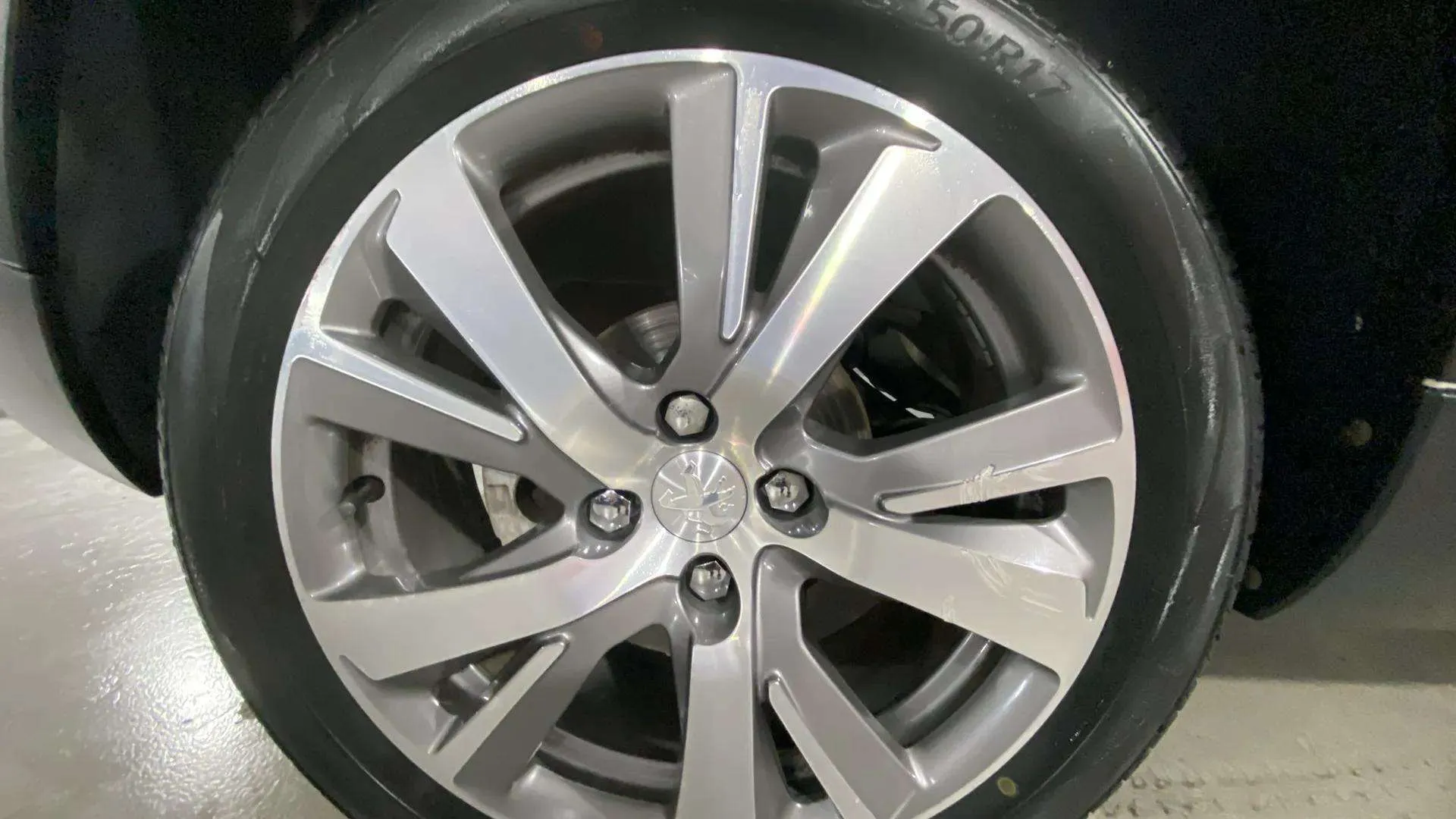 Peugeot 2008 Allure 1.2 PureTech - foto 20