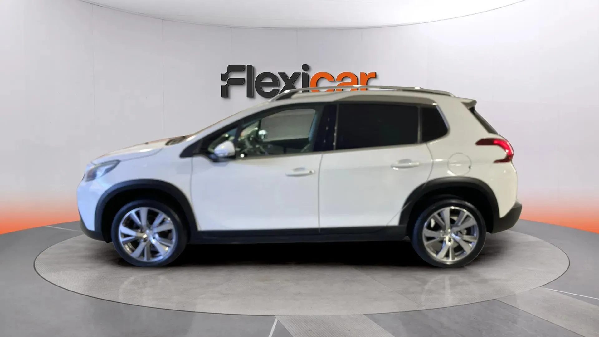 Peugeot 2008 Allure 1.2 PureTech - foto 3