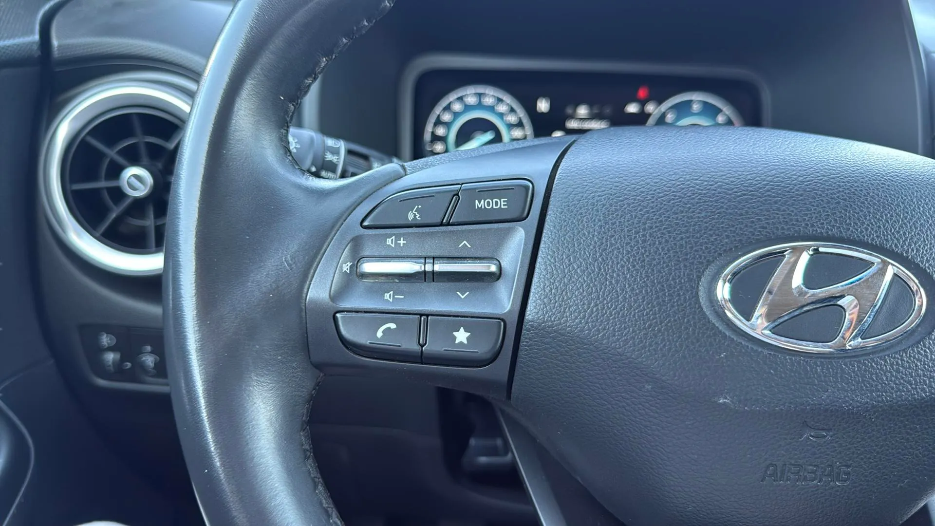 Hyundai Kona 1.6 CRDi 48V Tecno 4x2 - foto 11