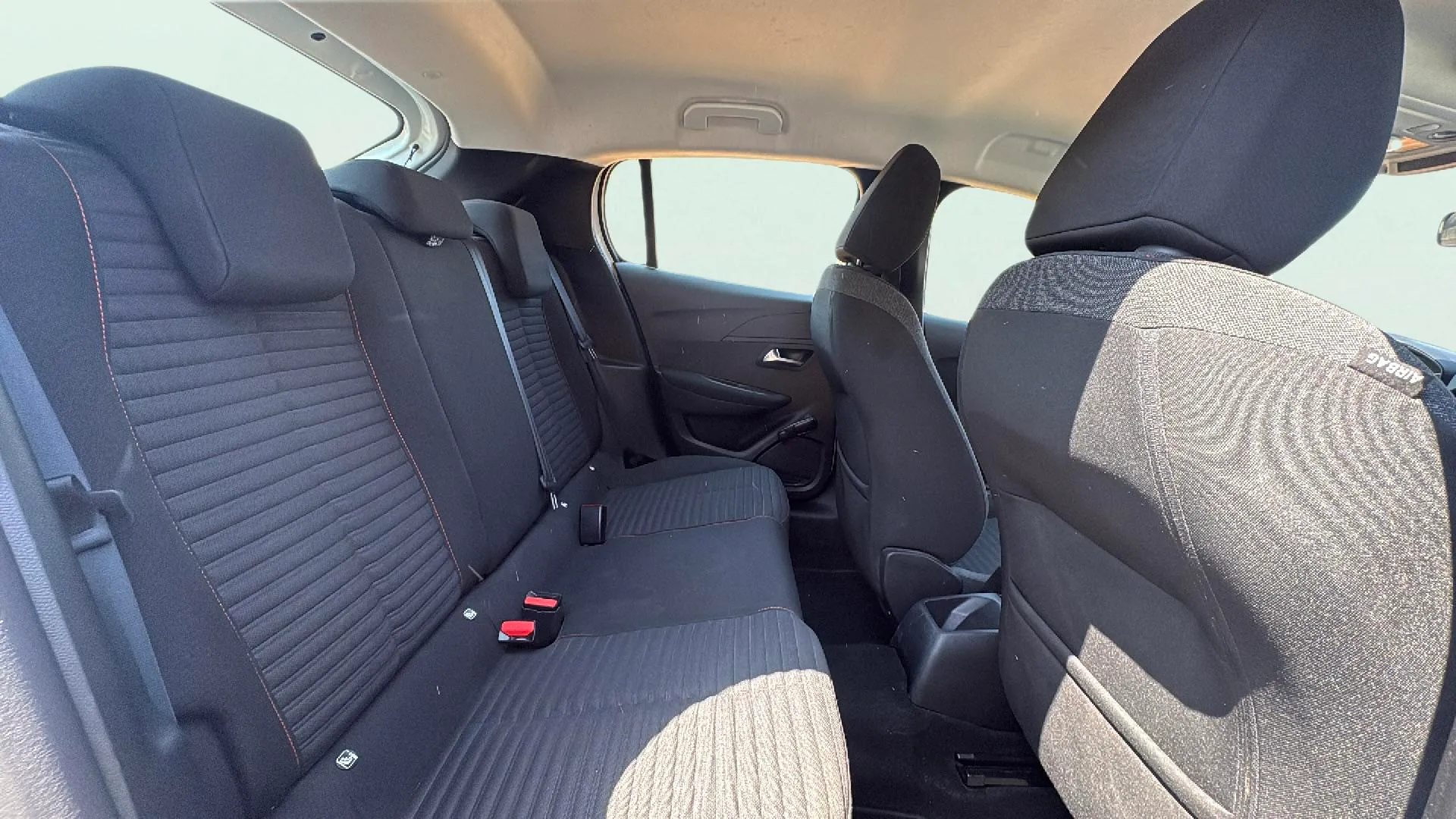 Peugeot 208 PureTech Active - foto 21