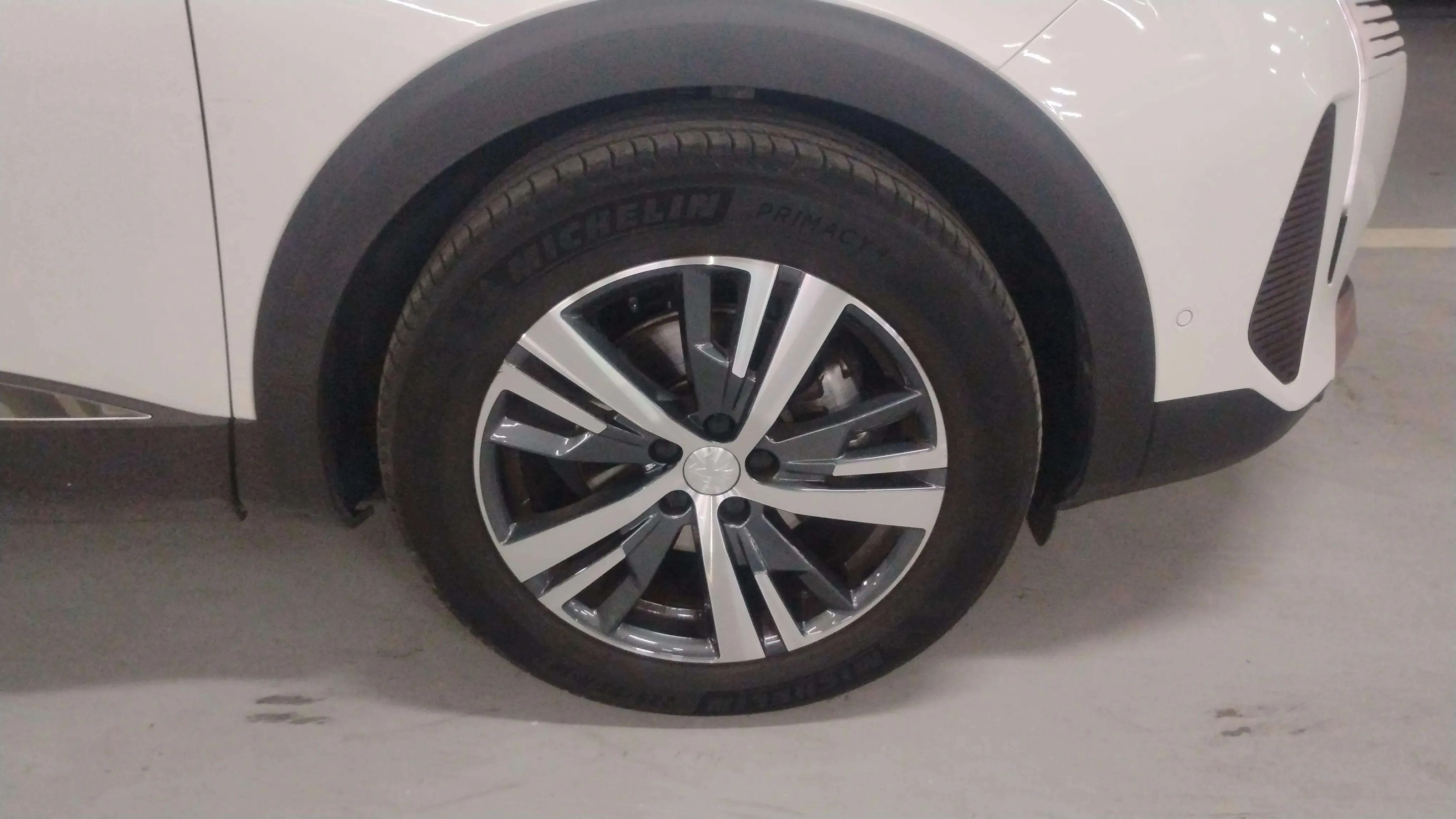 Peugeot 3008 1.2 PureTech Active Pack EAT8 - foto 29