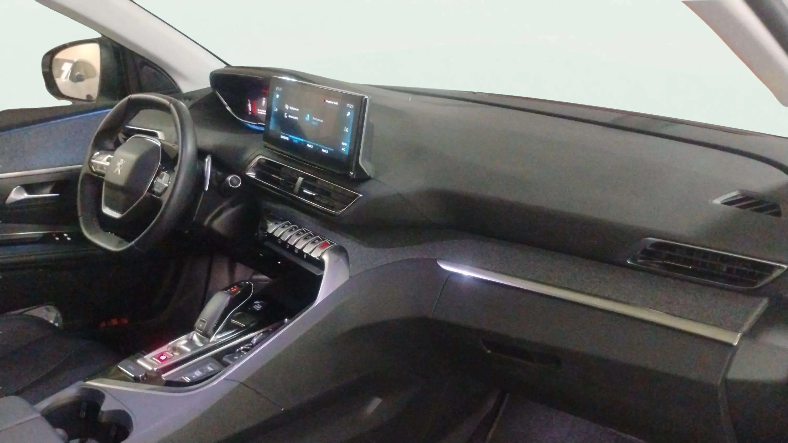 Peugeot 3008 1.2 PureTech Active Pack EAT8 - foto 9