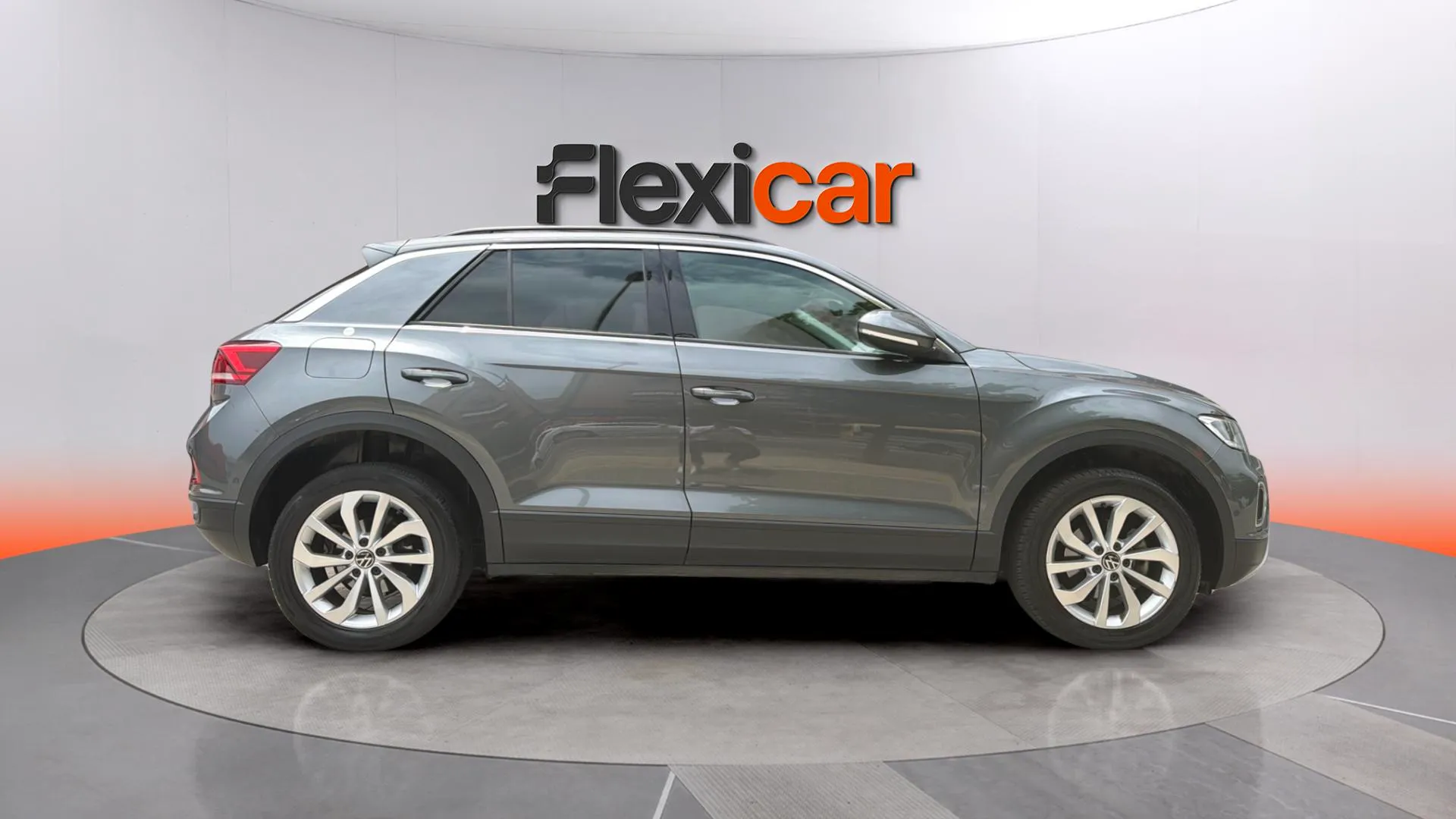 Volkswagen T-Roc Life 1.5 TSI DSG - foto 3