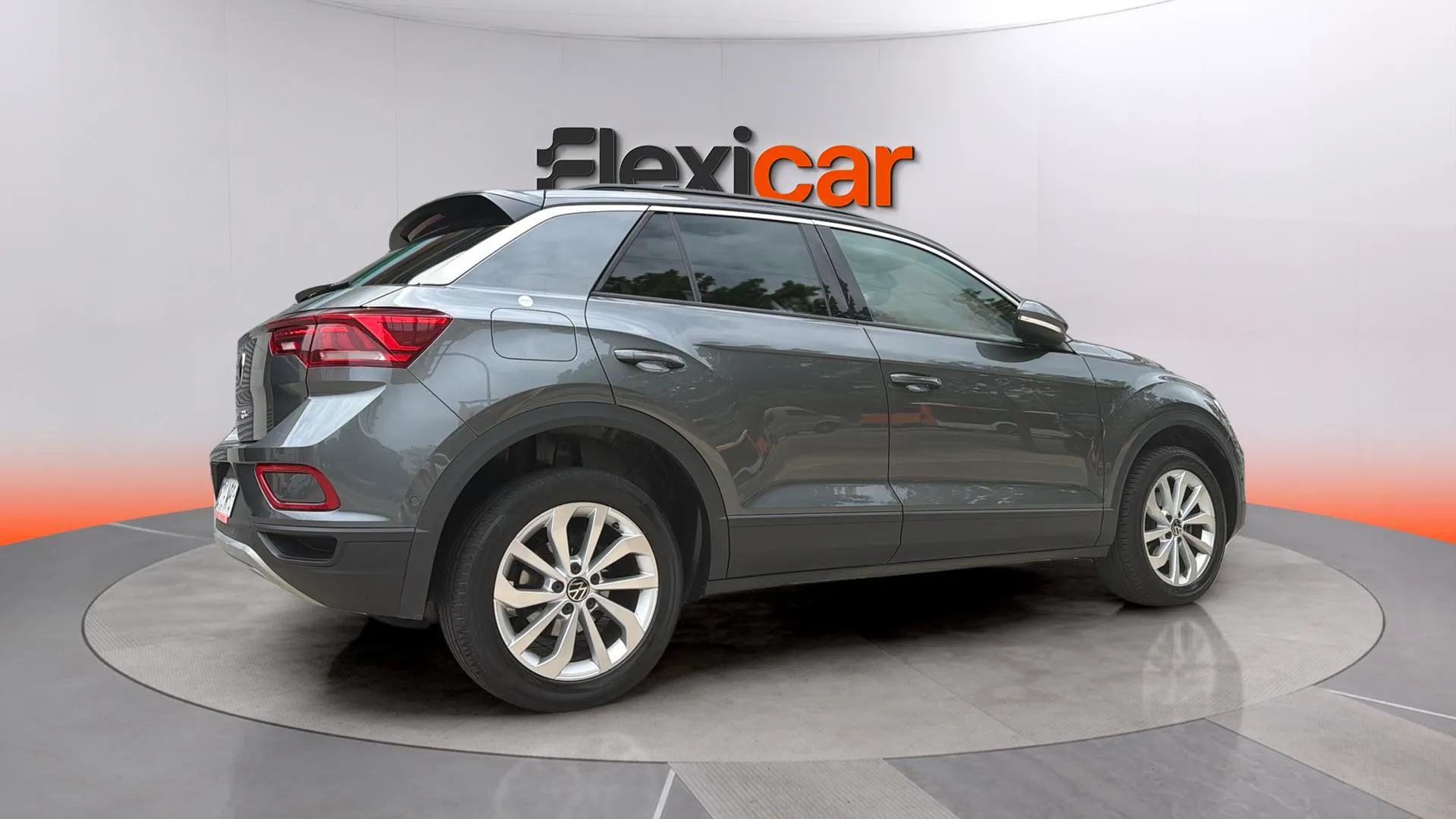 Volkswagen T-Roc Life 1.5 TSI DSG - foto 4