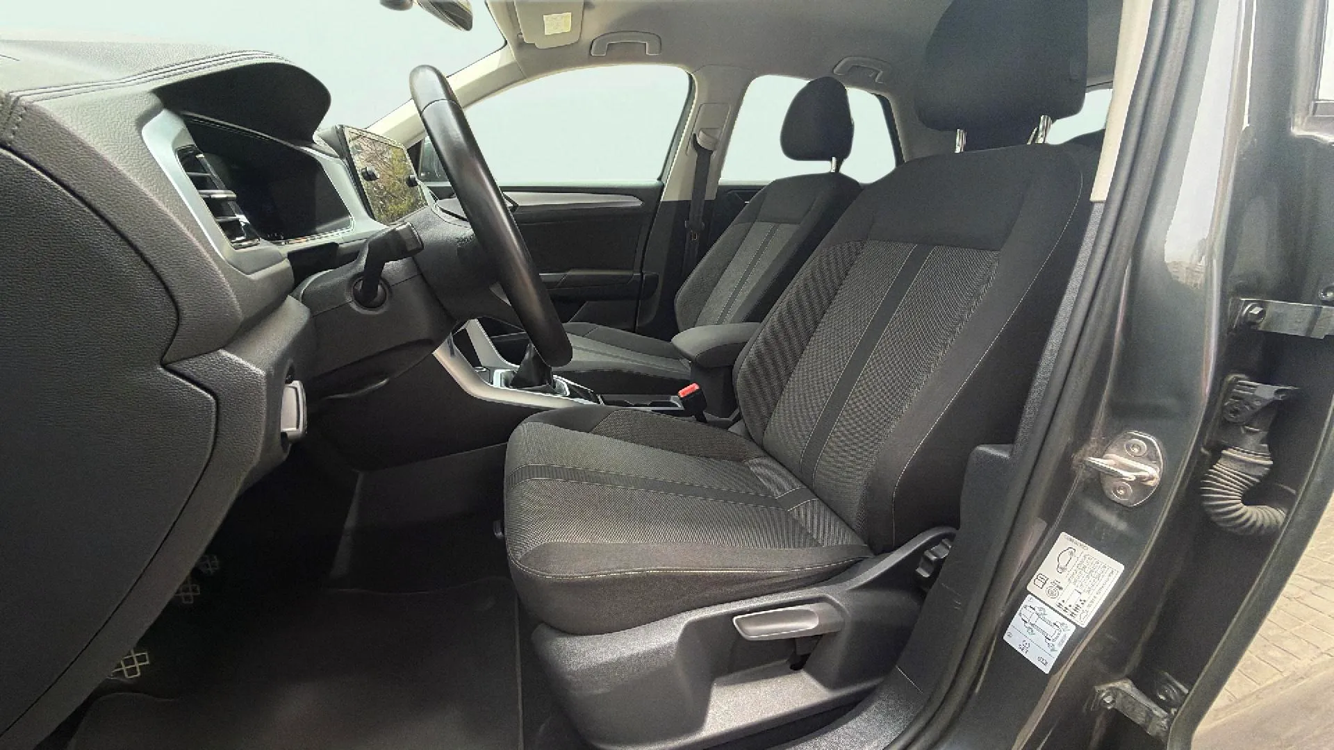 Volkswagen T-Roc Life 1.5 TSI DSG - foto 17