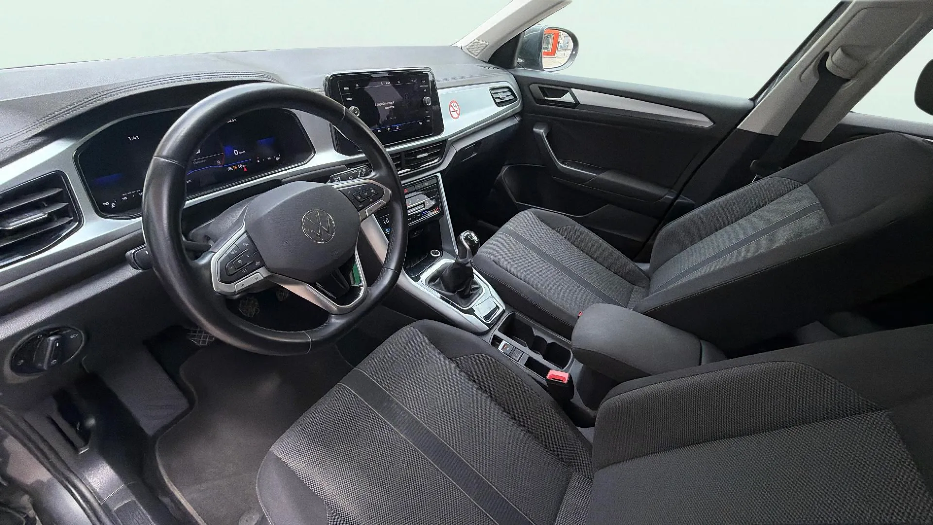 Volkswagen T-Roc Life 1.5 TSI DSG - foto 20