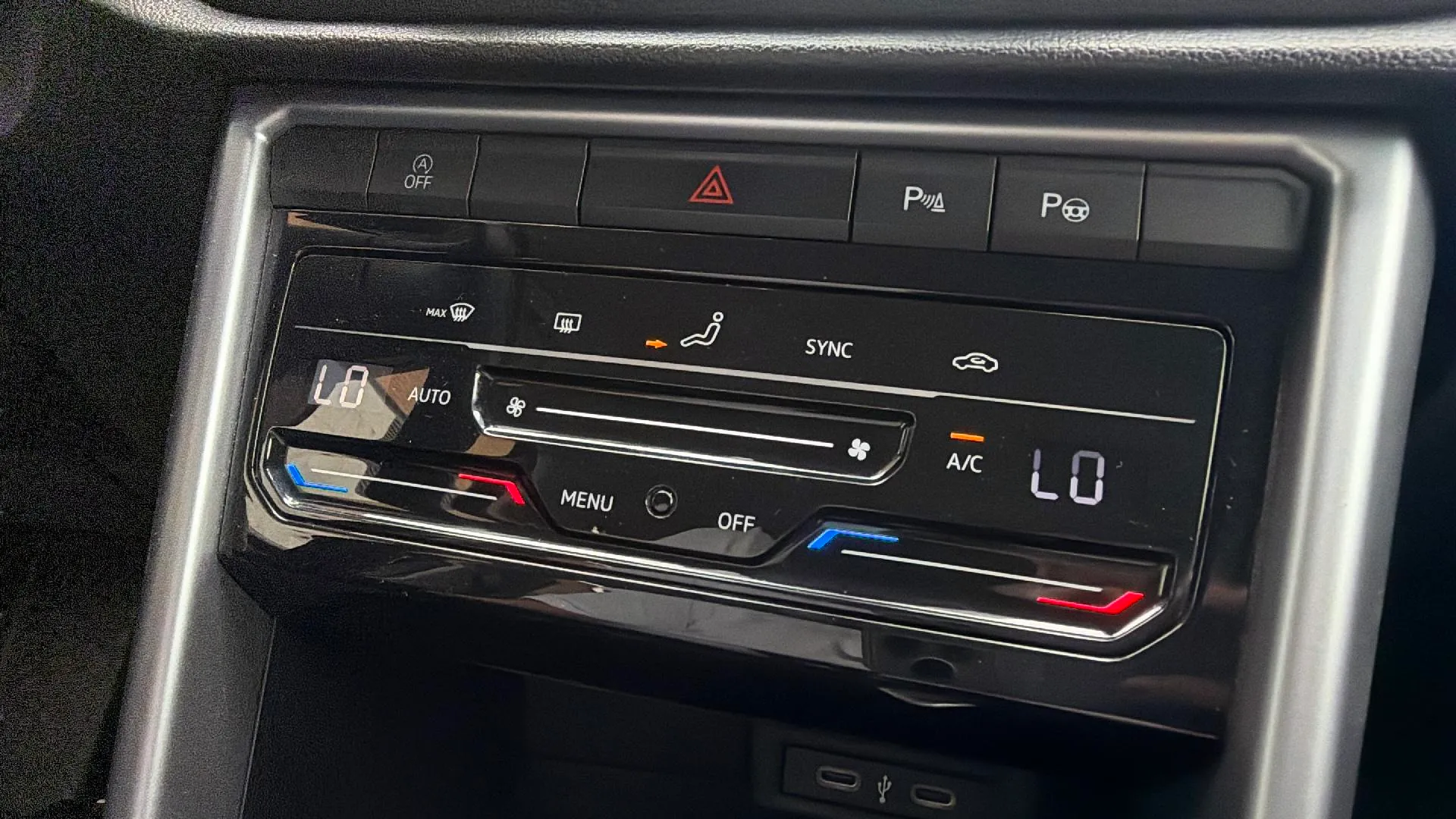 Volkswagen T-Roc Life 1.5 TSI DSG - foto 23