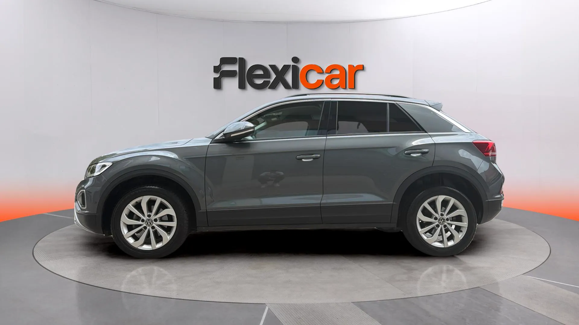 Volkswagen T-Roc Life 1.5 TSI DSG - foto 9