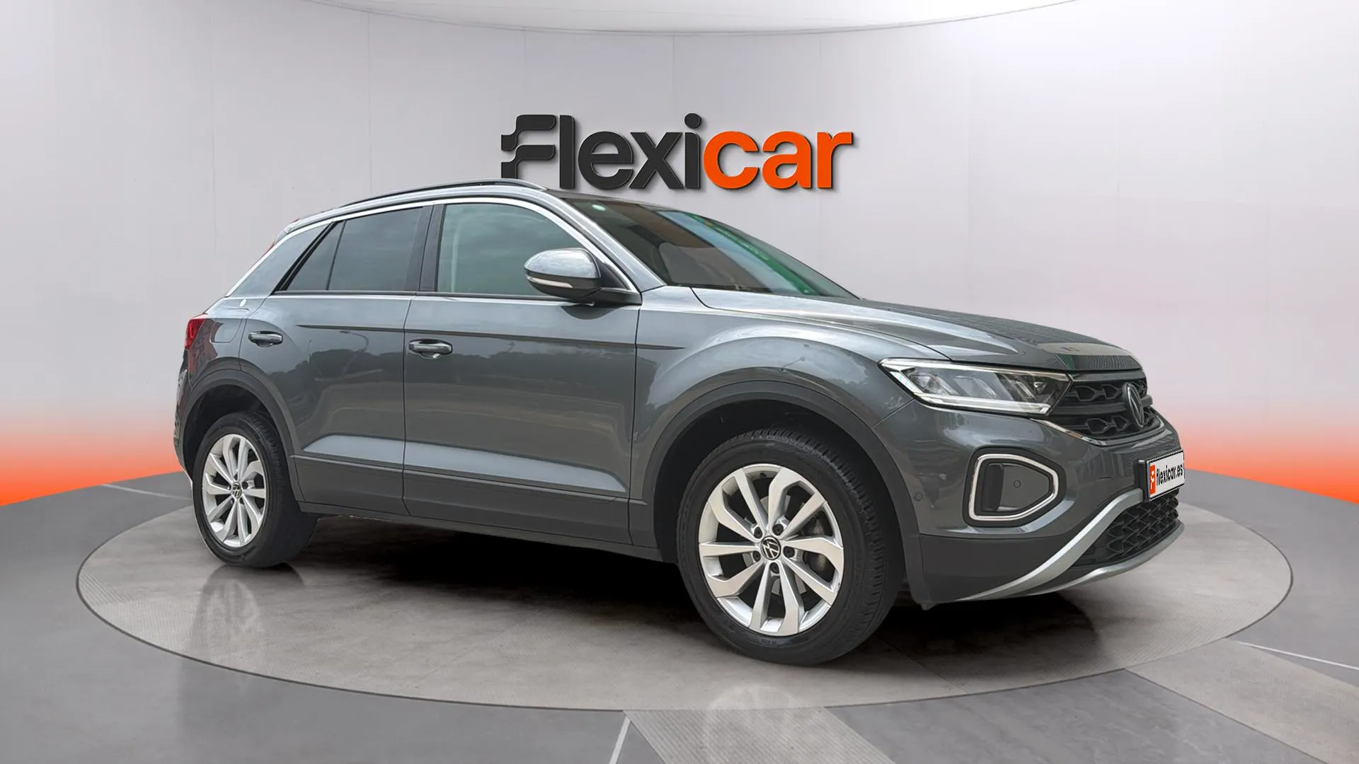 Volkswagen T-Roc Life 1.5 TSI DSG - foto 2