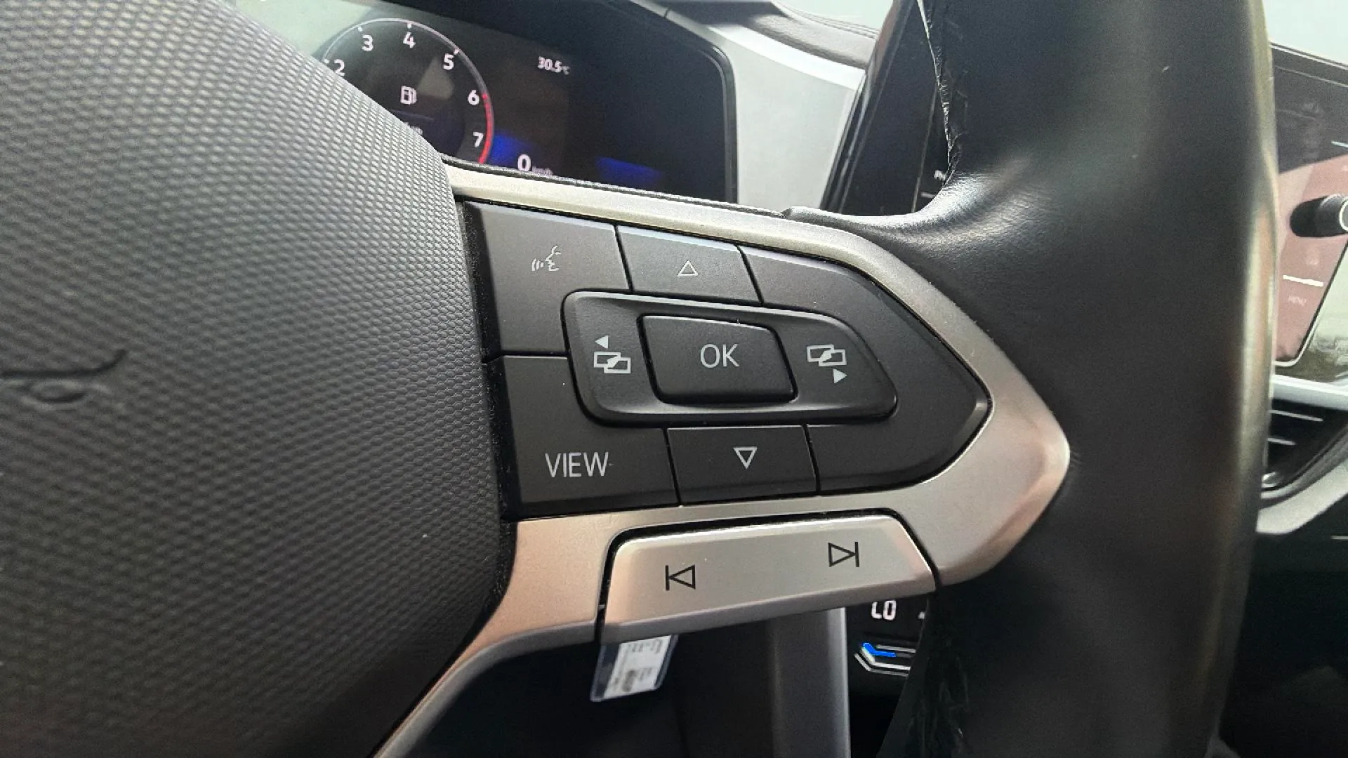 Volkswagen T-Roc Life 1.5 TSI DSG - foto 22