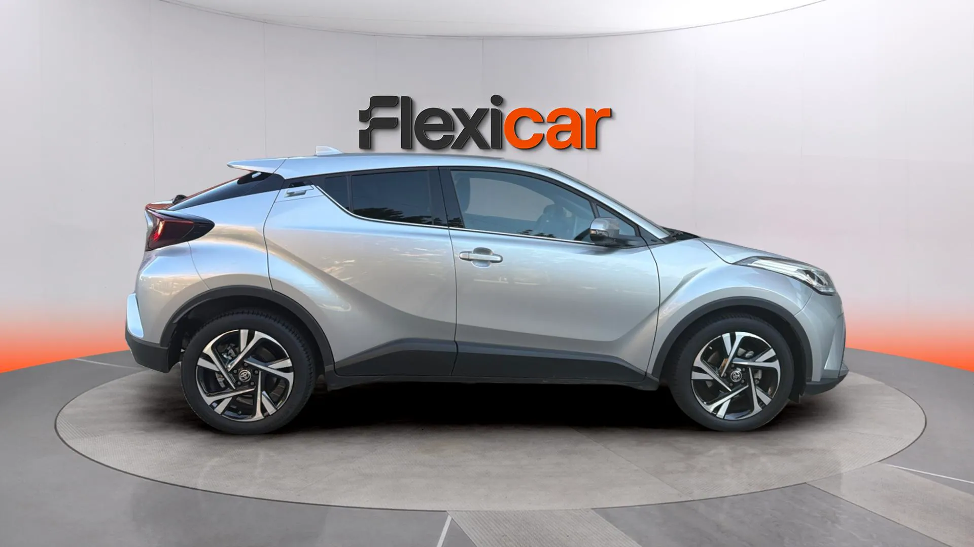 Toyota C-HR 1.8 125H Active - foto 7
