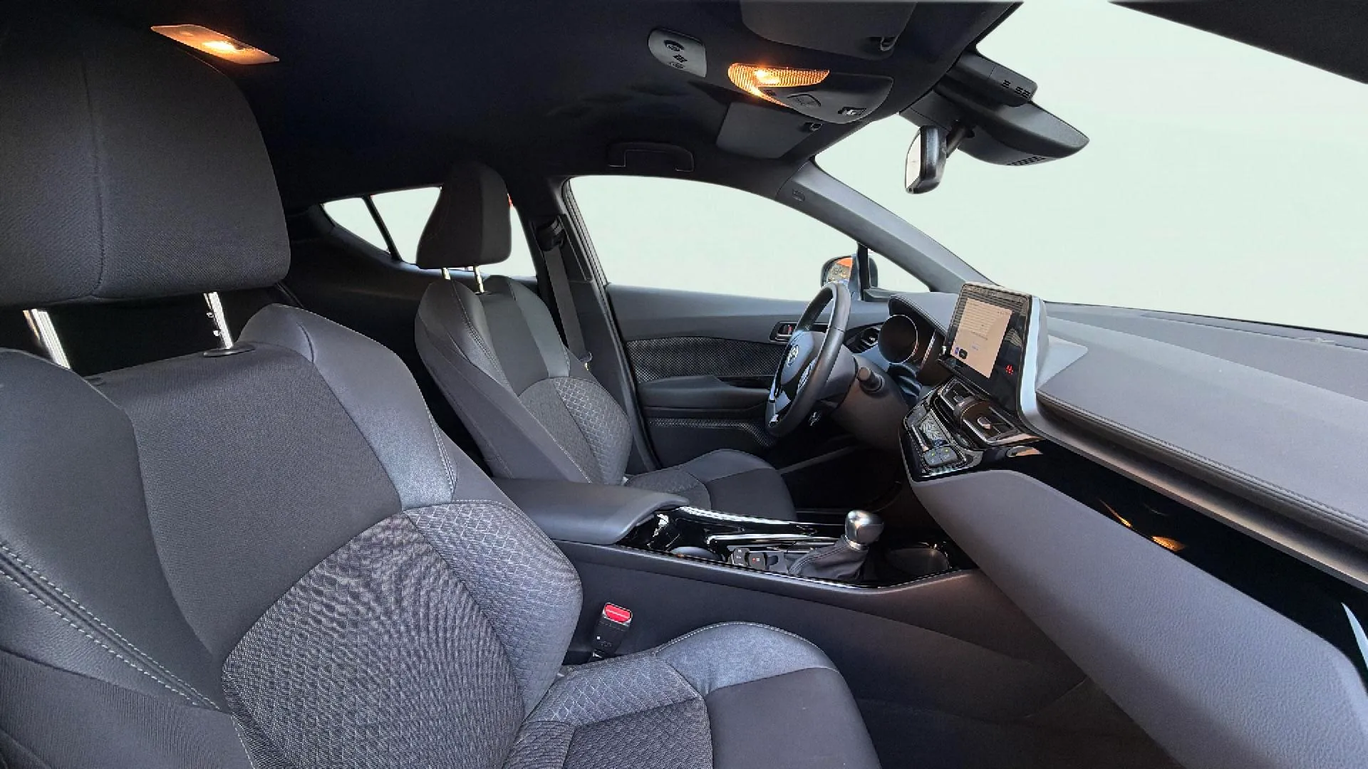 Toyota C-HR 1.8 125H Active - foto 23