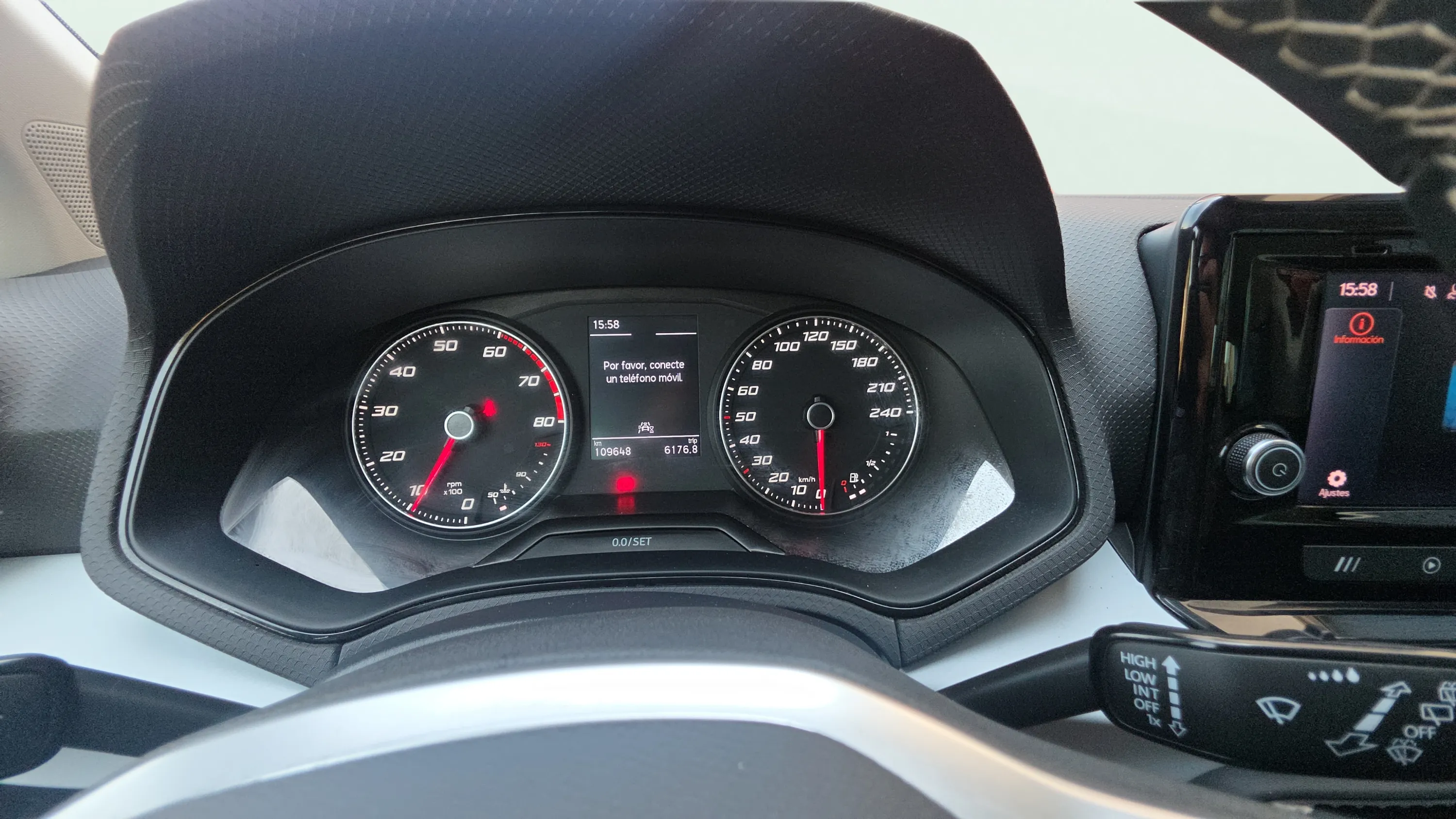 SEAT Arona 1.0 TSI Style XL - foto 13
