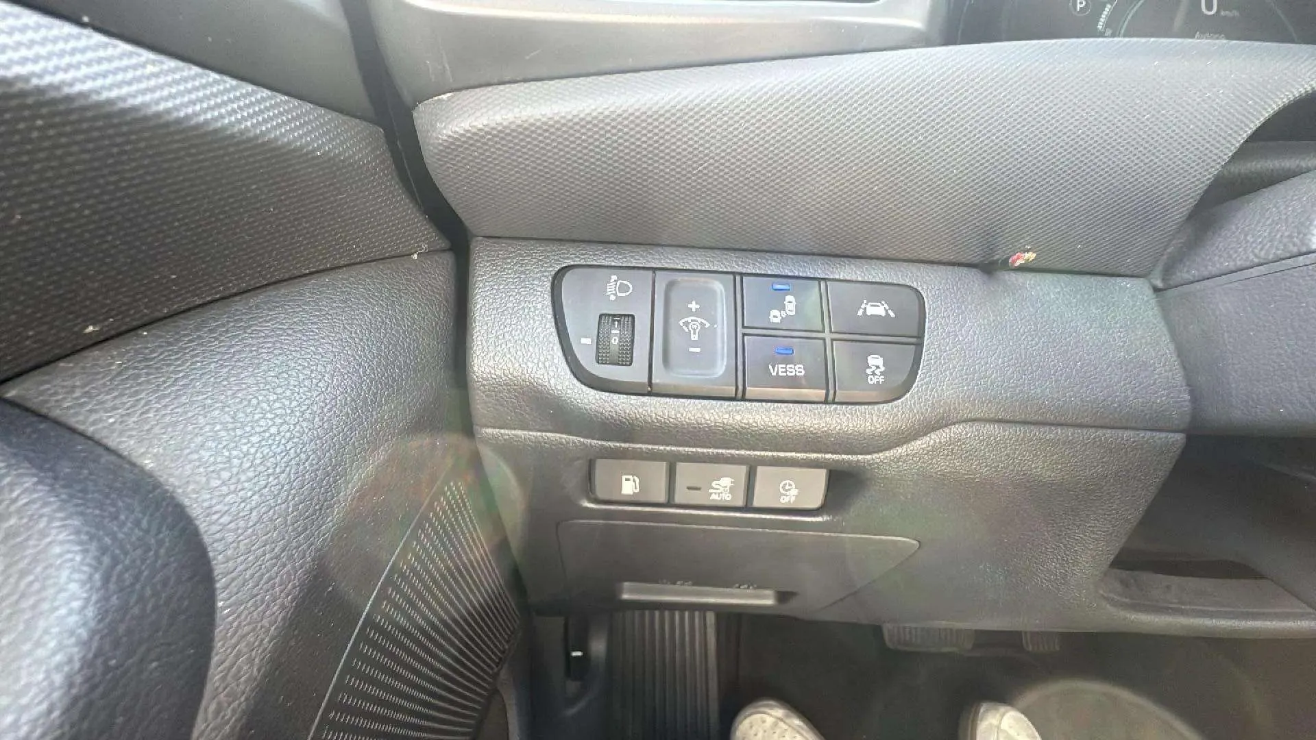 Hyundai Ioniq 1.6 GDI PHEV Klass DCT - foto 19