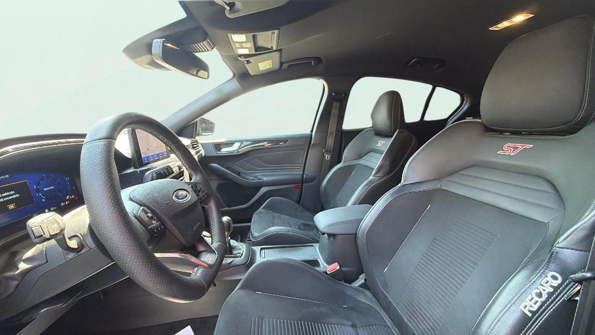 Ford Focus 2.3 EcoBoost ST - foto 18