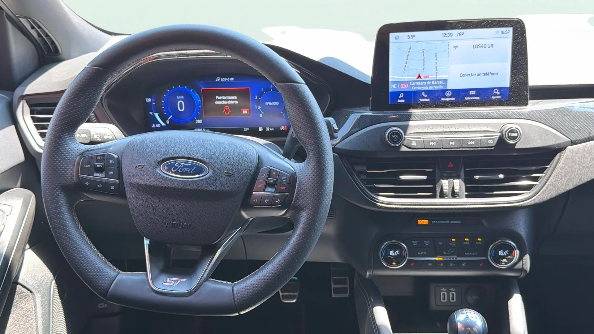 Ford Focus 2.3 EcoBoost ST - foto 24